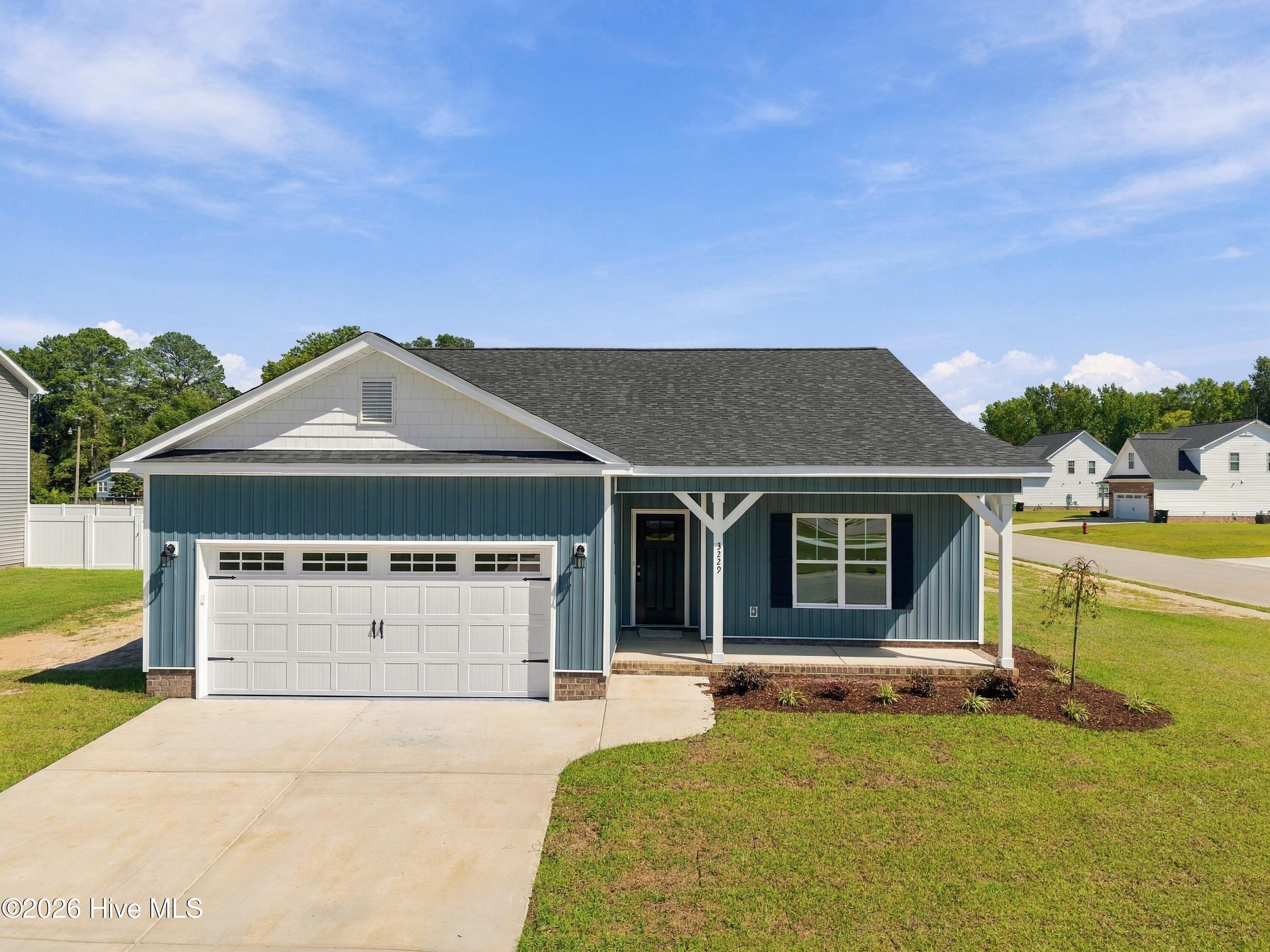 3229 Meadow Drive Property Photo 1