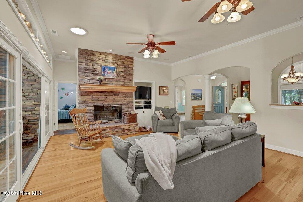 107 S Grist Mill Road Property Photo 10