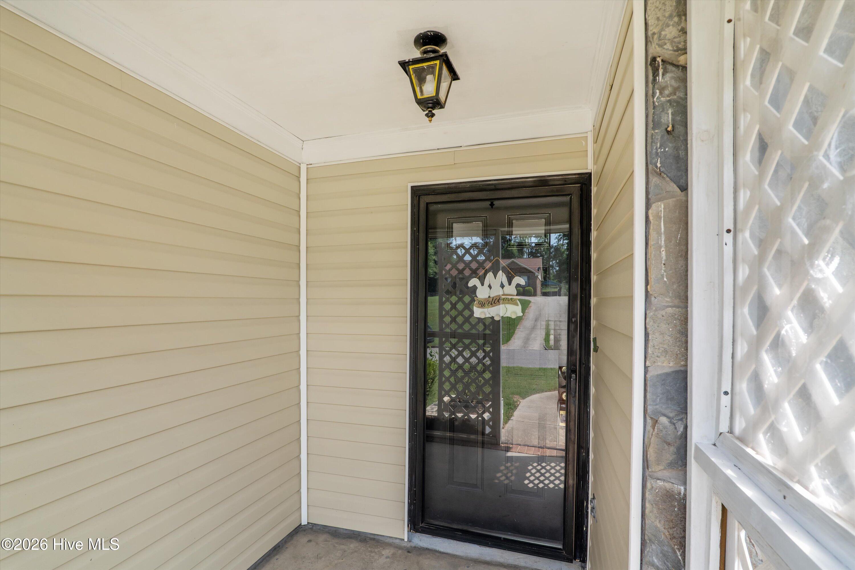 1864 S Barton Drive Property Photo 4