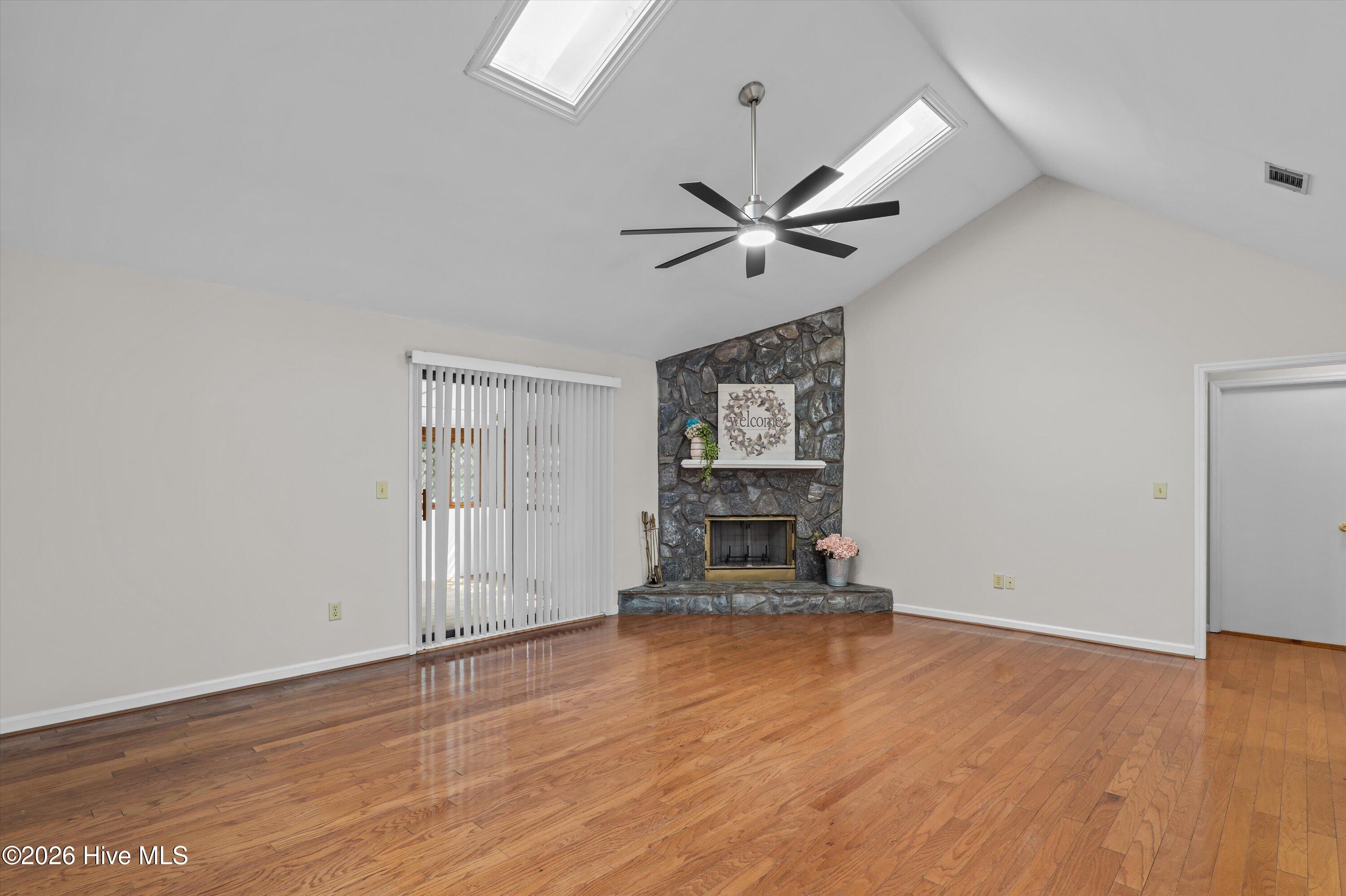 1864 S Barton Drive Property Photo 6