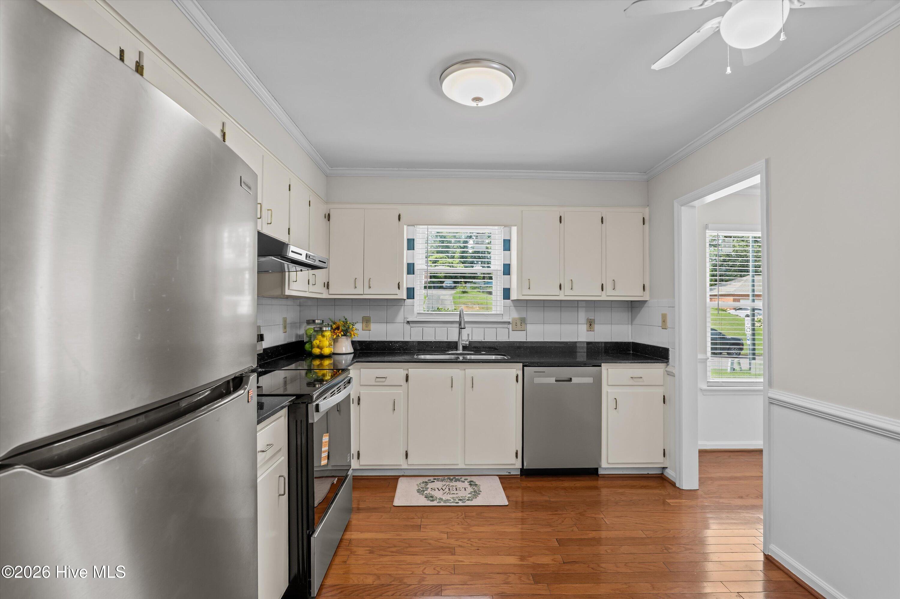 1864 S Barton Drive Property Photo 19