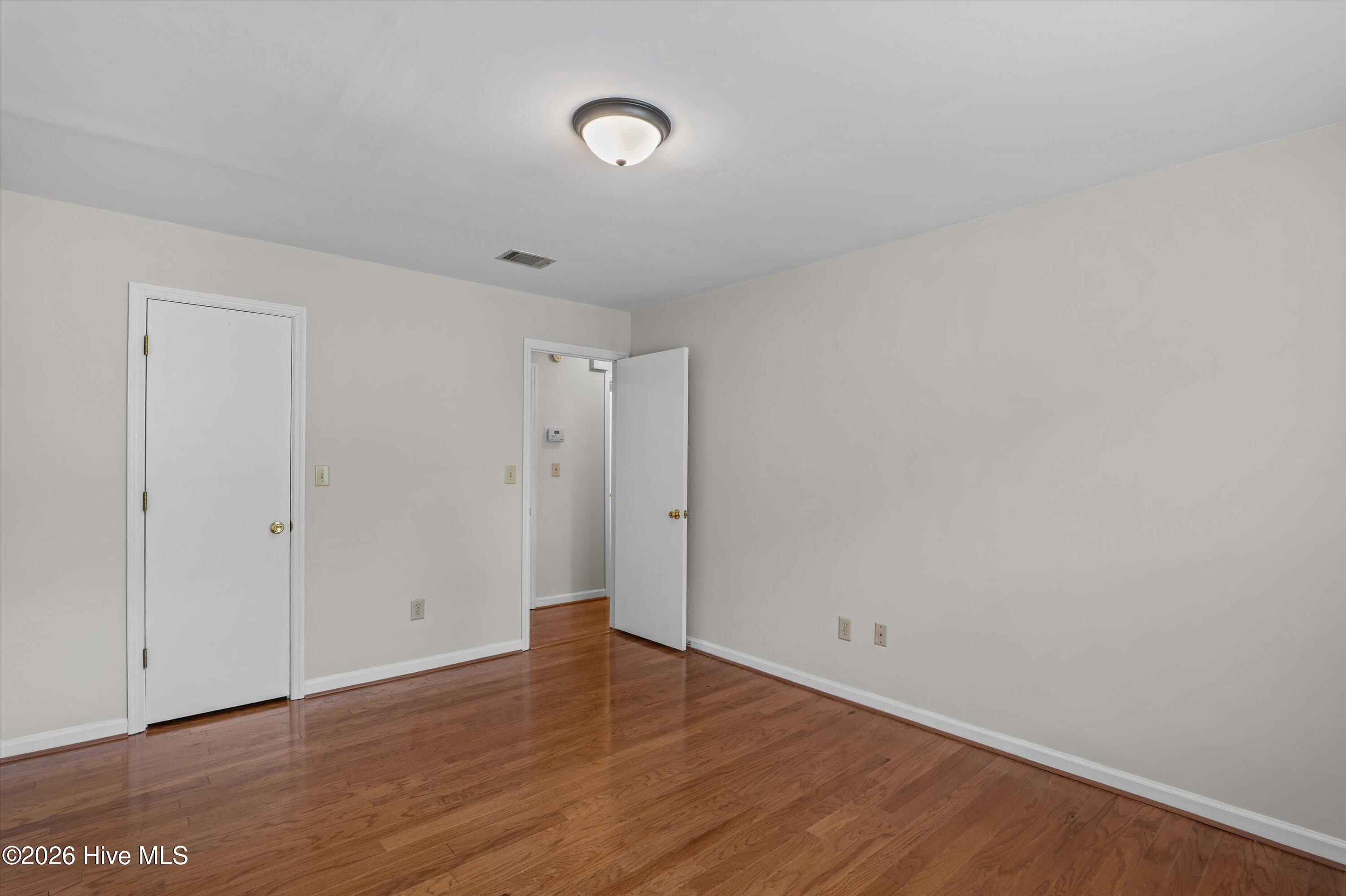 1864 S Barton Drive Property Photo 28