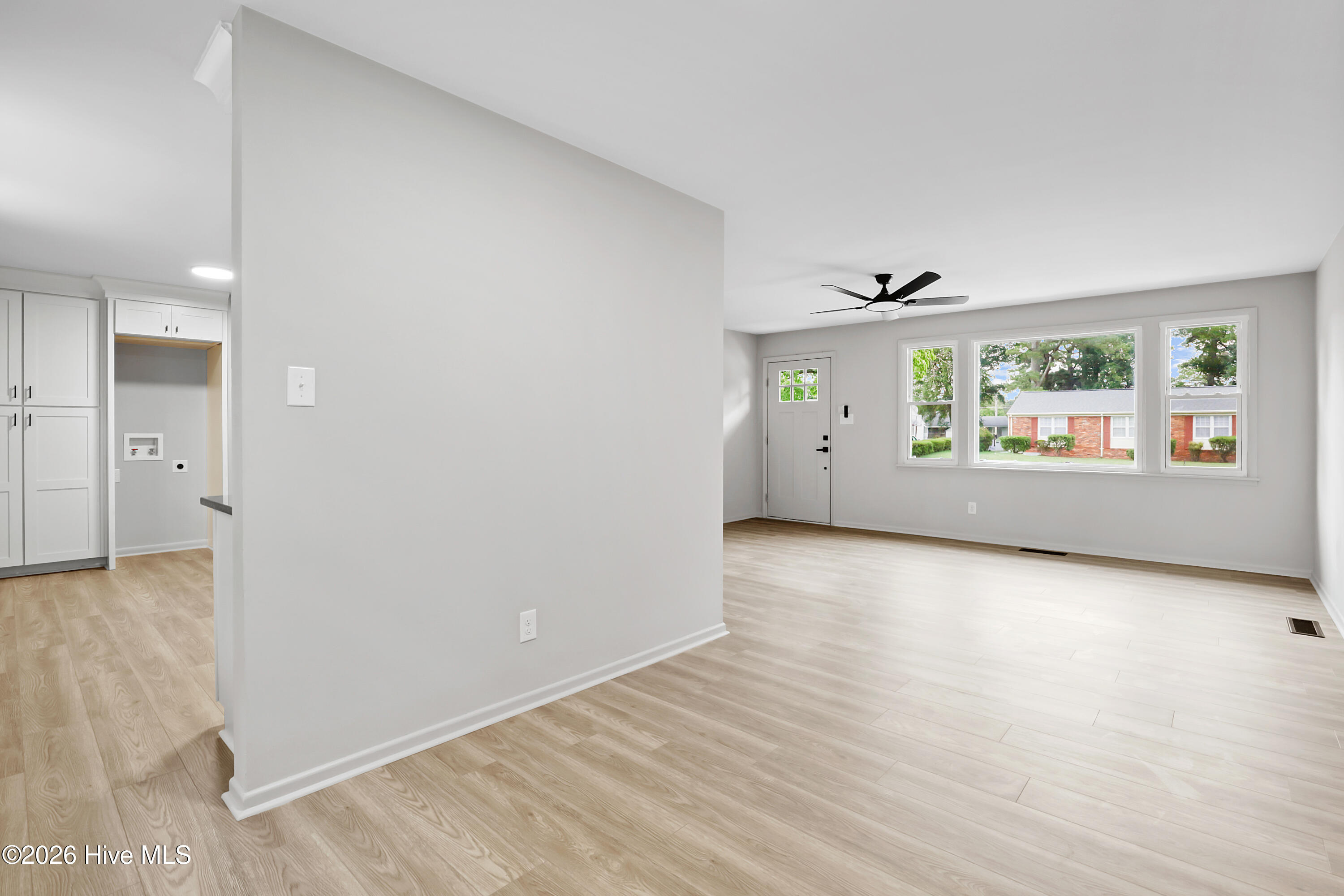 105 Sumpter Drive Property Photo 10