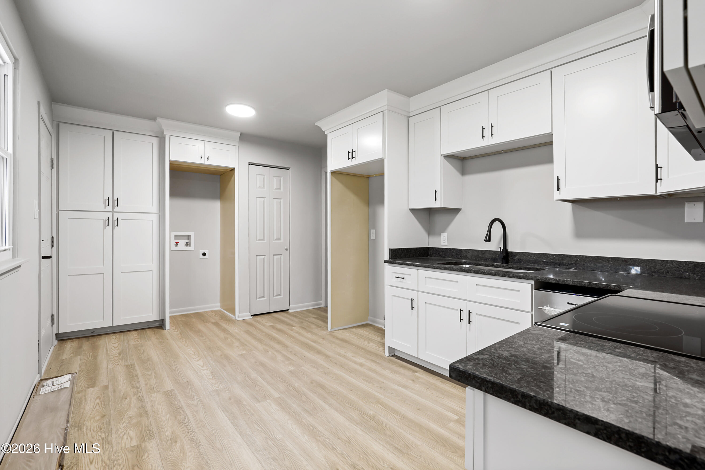 105 Sumpter Drive Property Photo 11