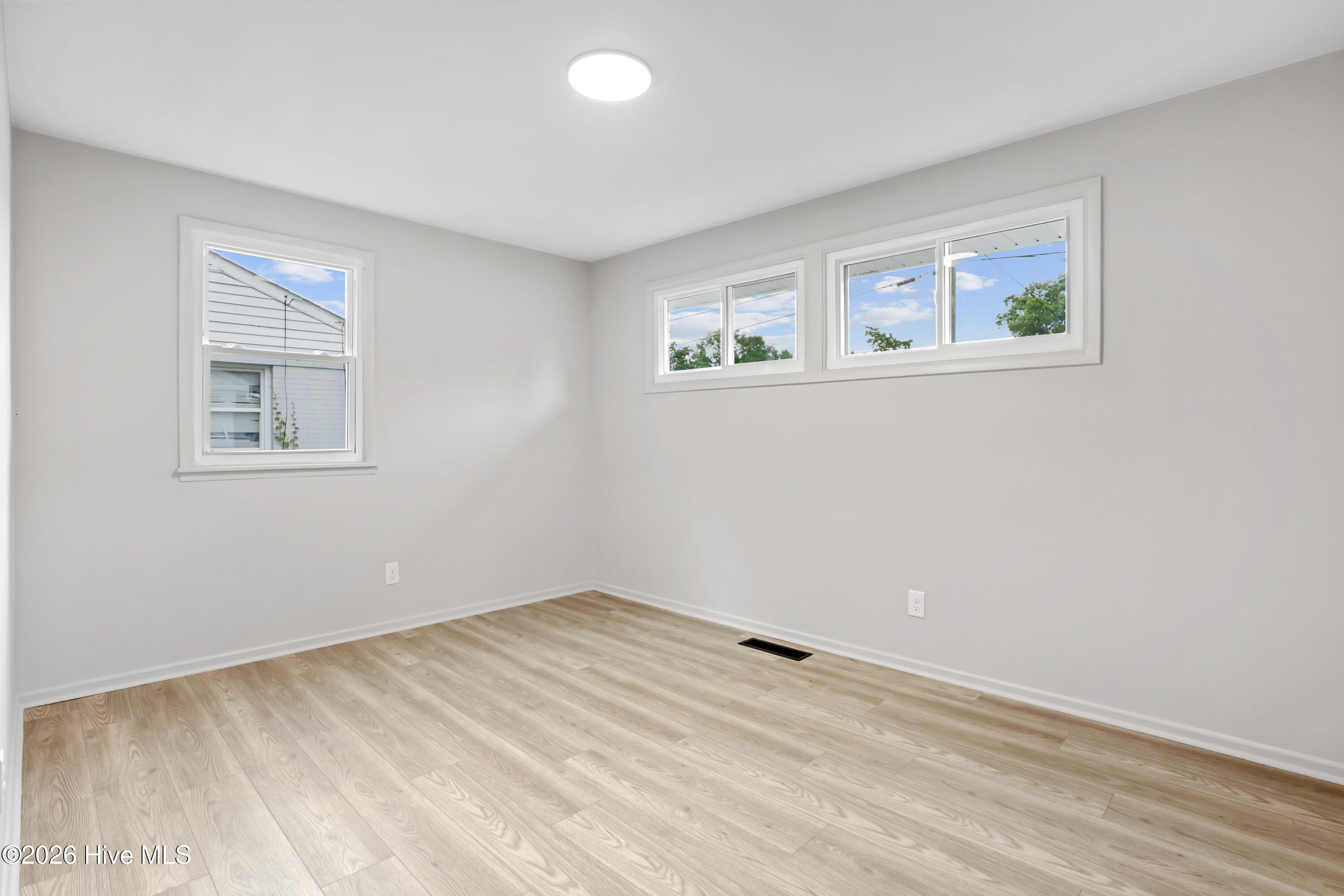 105 Sumpter Drive Property Photo 20