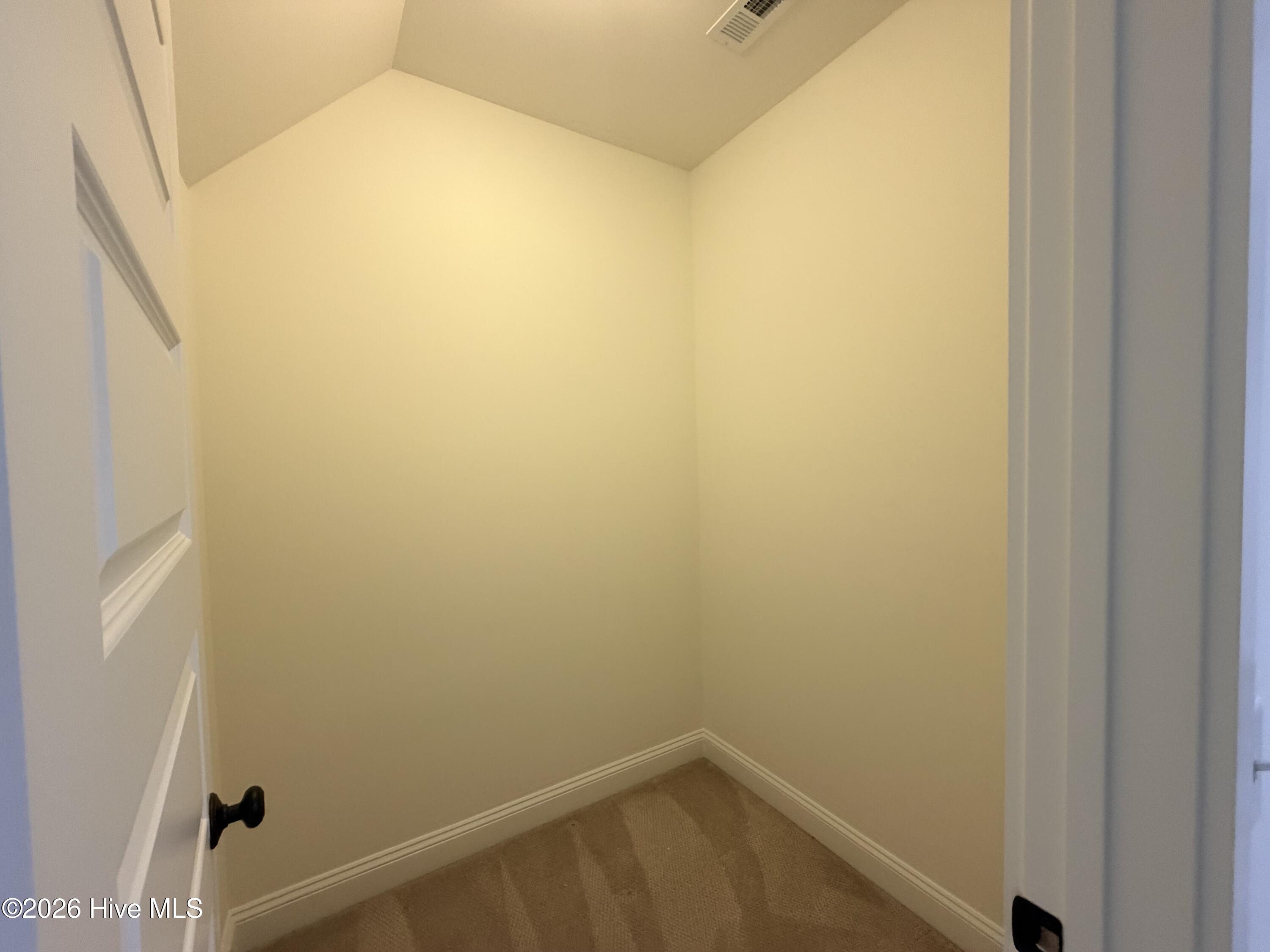 85 Dundee Road Property Photo 55