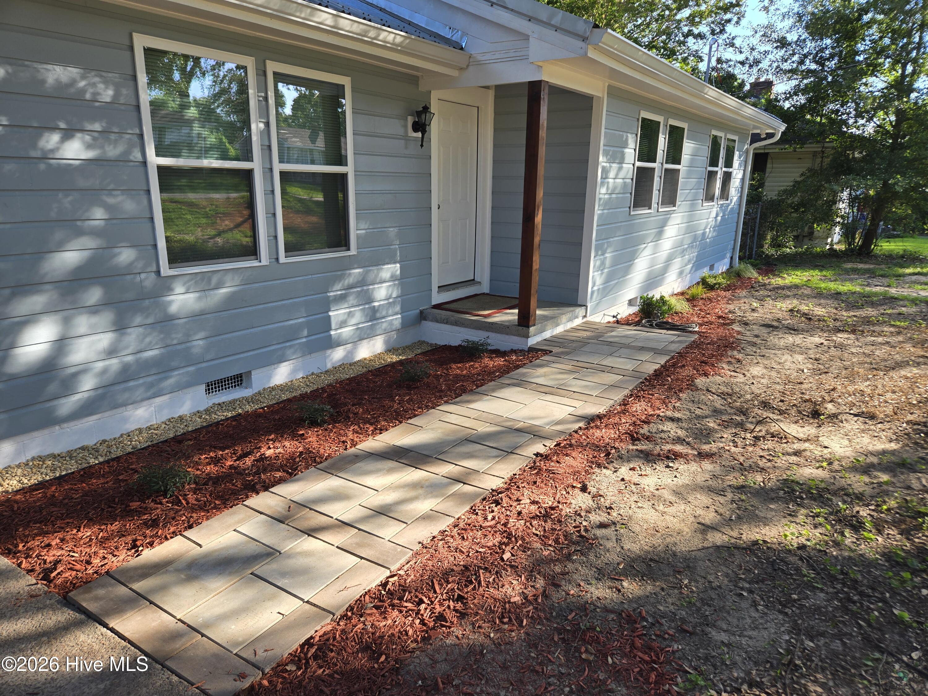 440 Audubon Circle Property Photo 2