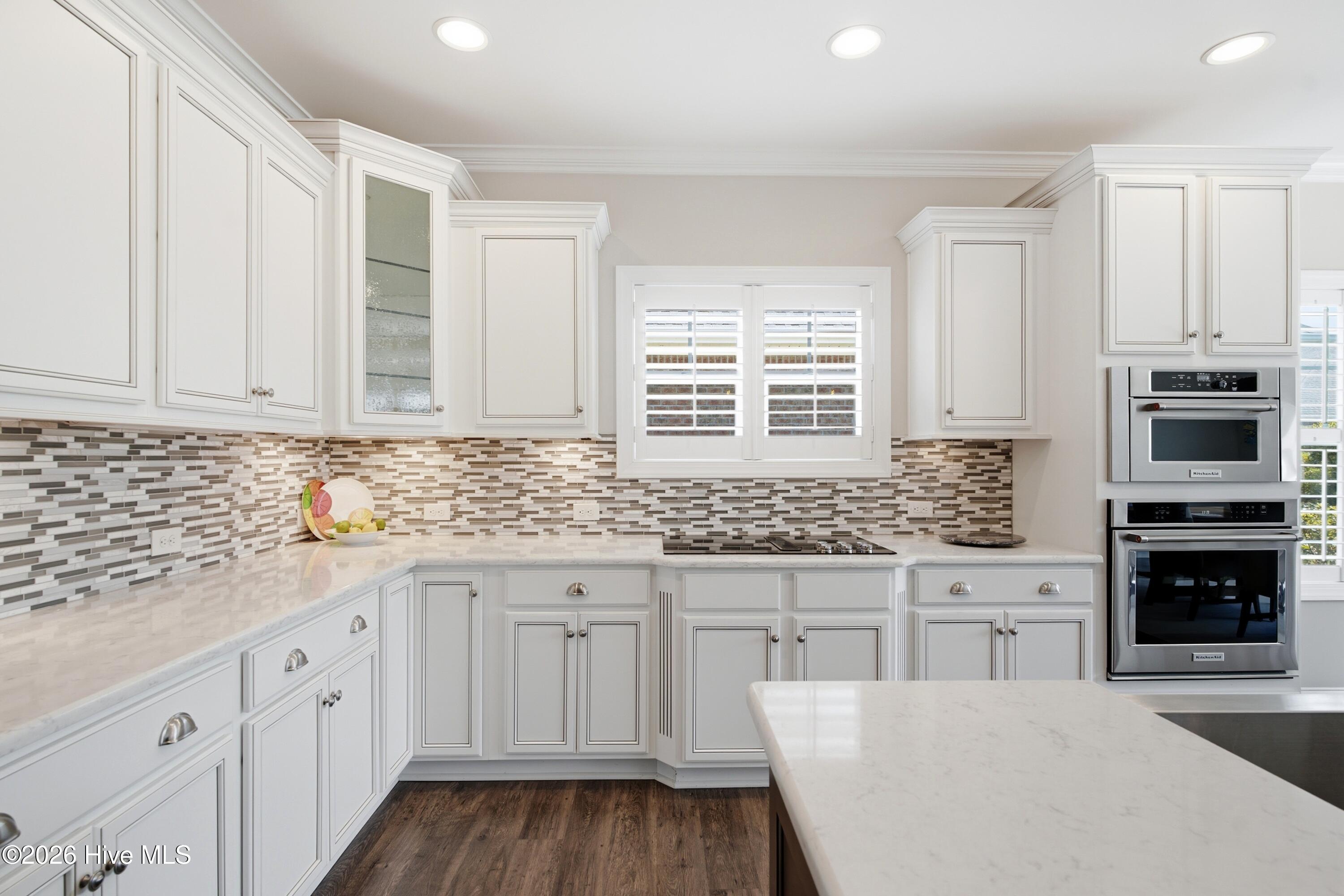 1402 Admiral Way Property Photo 13