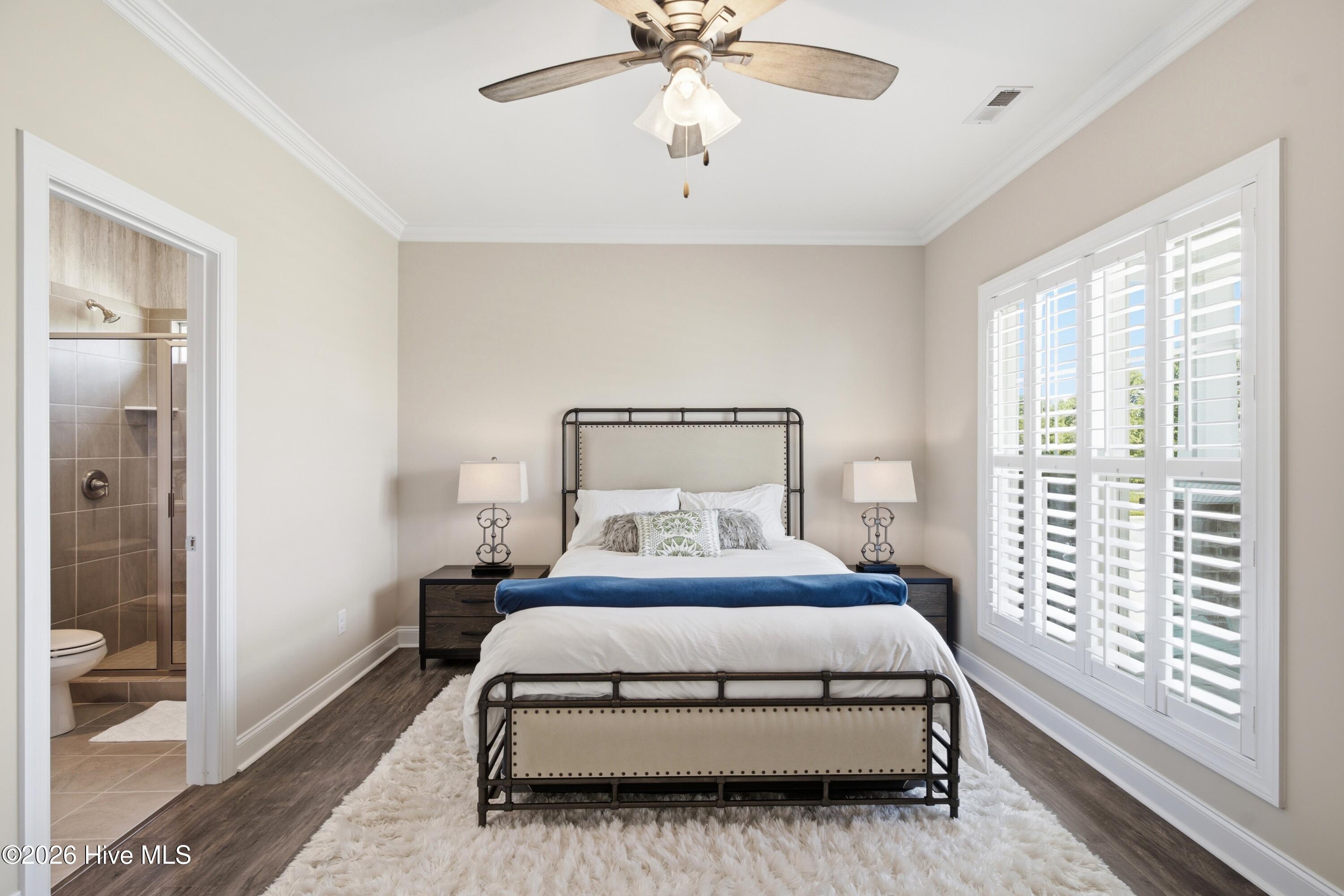 1402 Admiral Way Property Photo 25