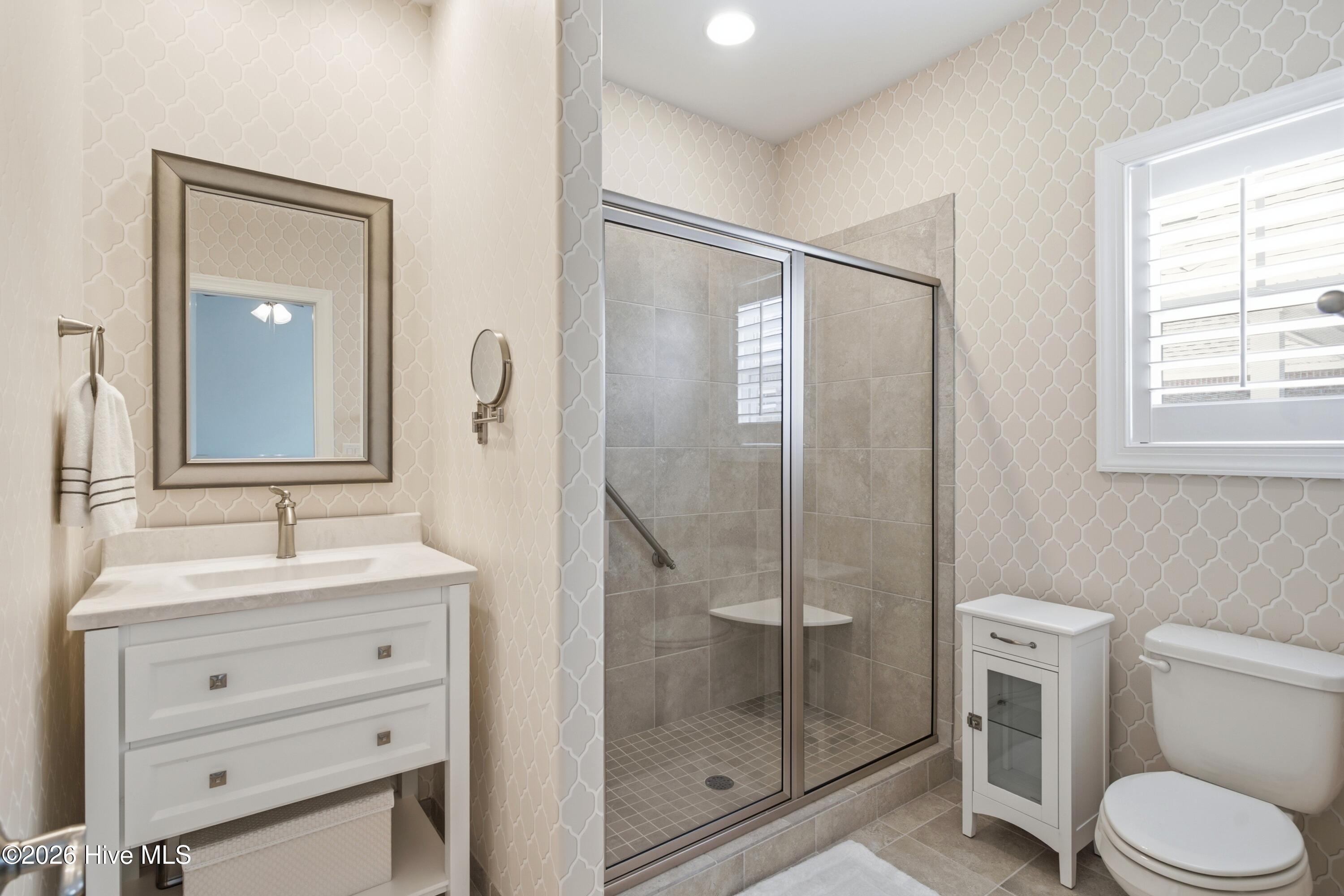 1402 Admiral Way Property Photo 28