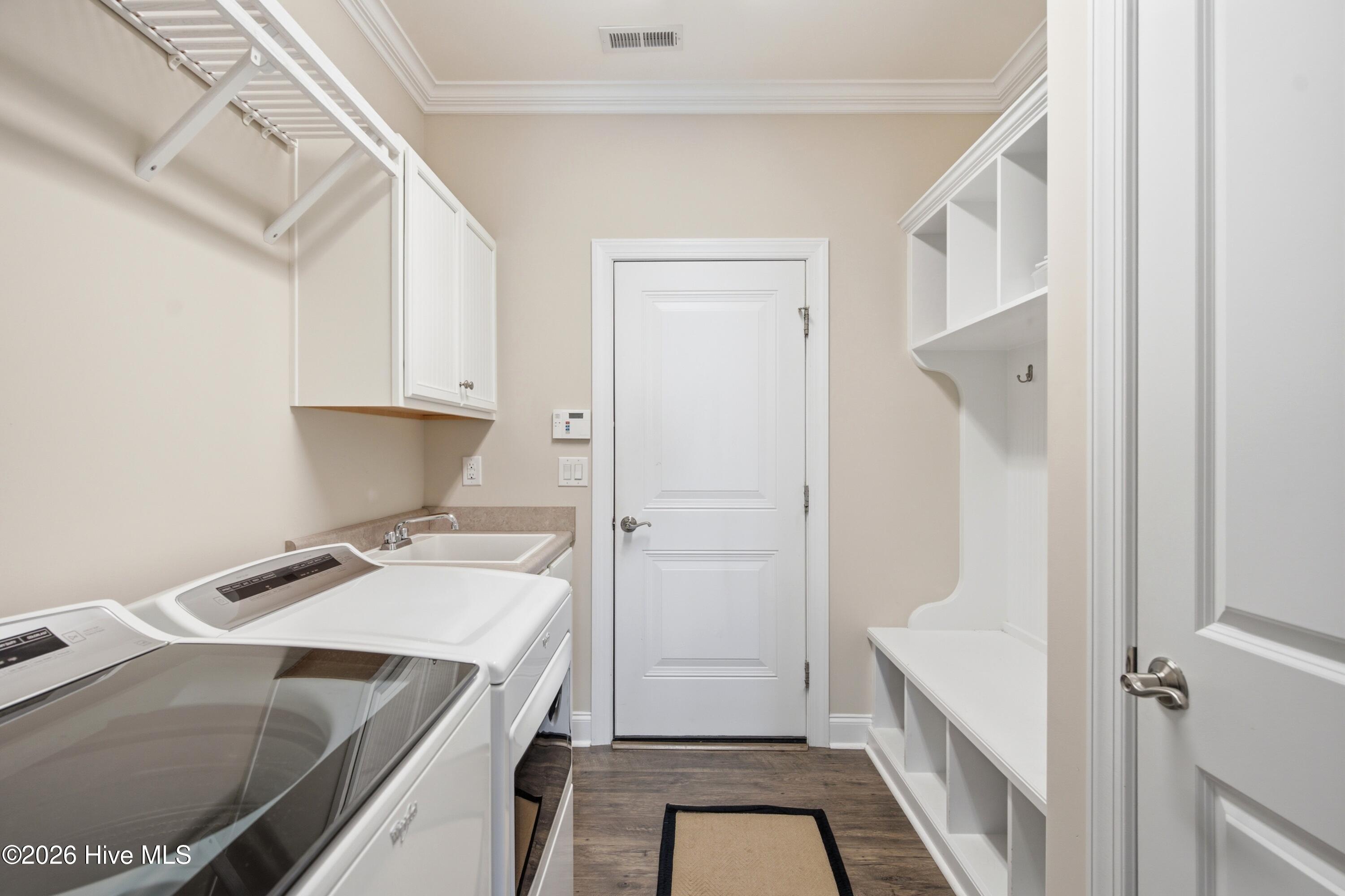1402 Admiral Way Property Photo 29