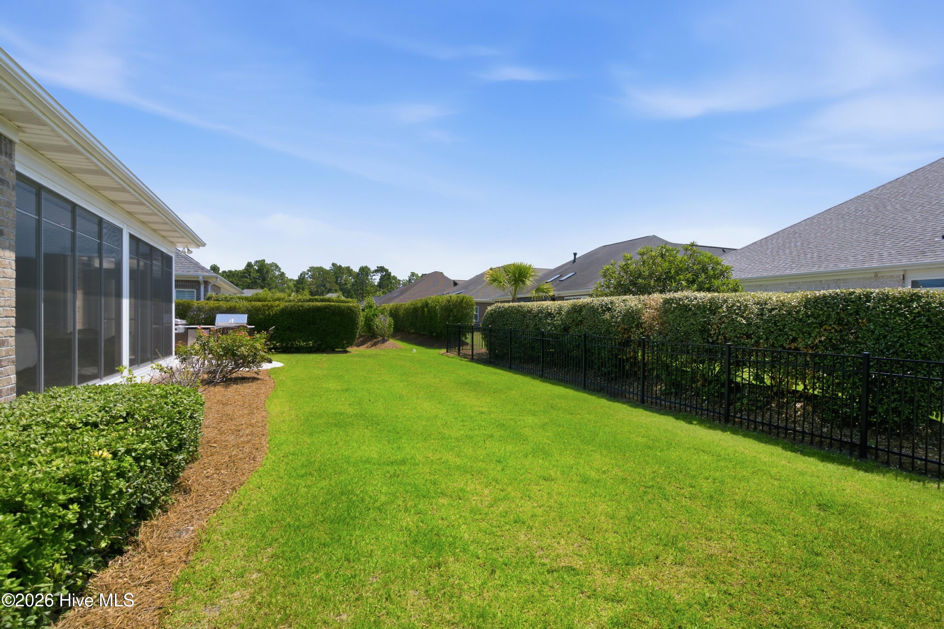 1402 Admiral Way Property Photo 38
