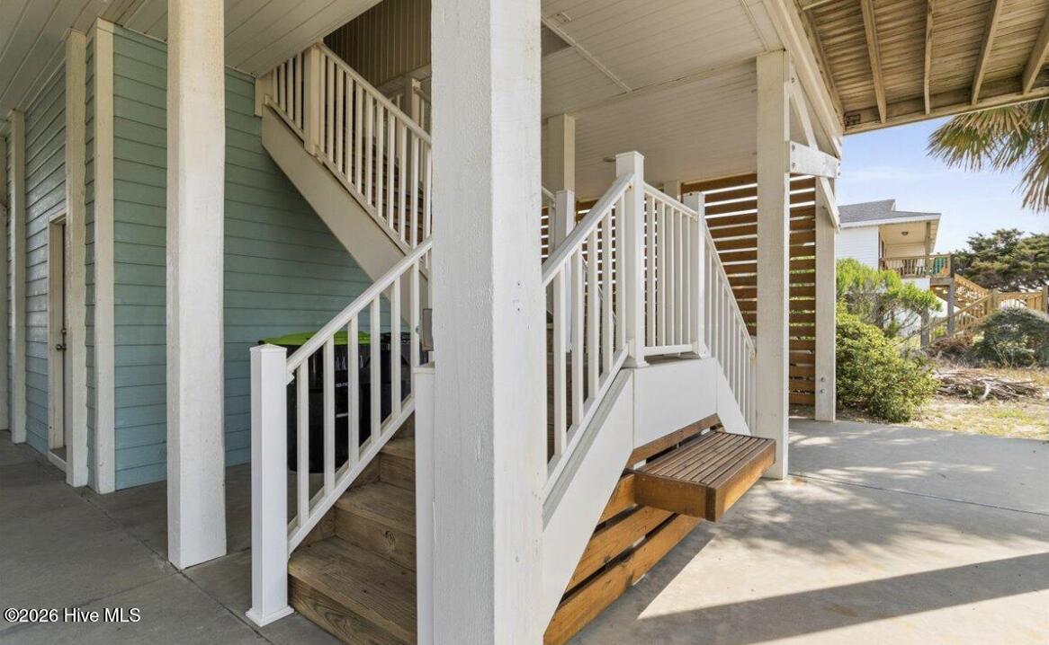 436 Ocean Boulevard W Property Photo 7