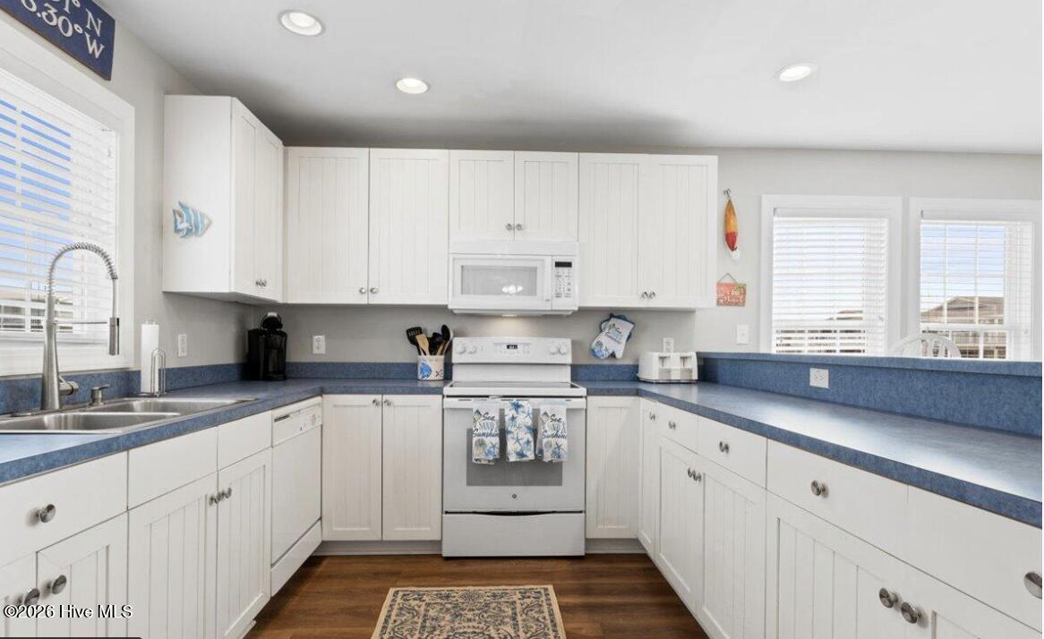 436 Ocean Boulevard W Property Photo 14
