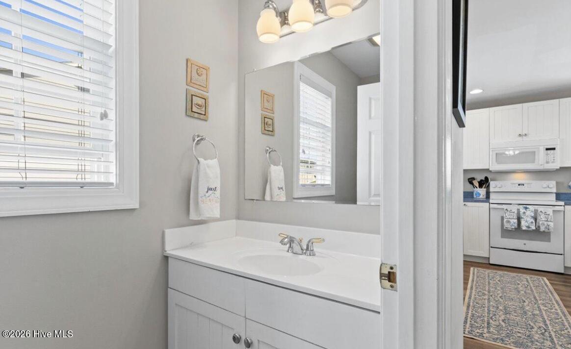 436 Ocean Boulevard W Property Photo 24