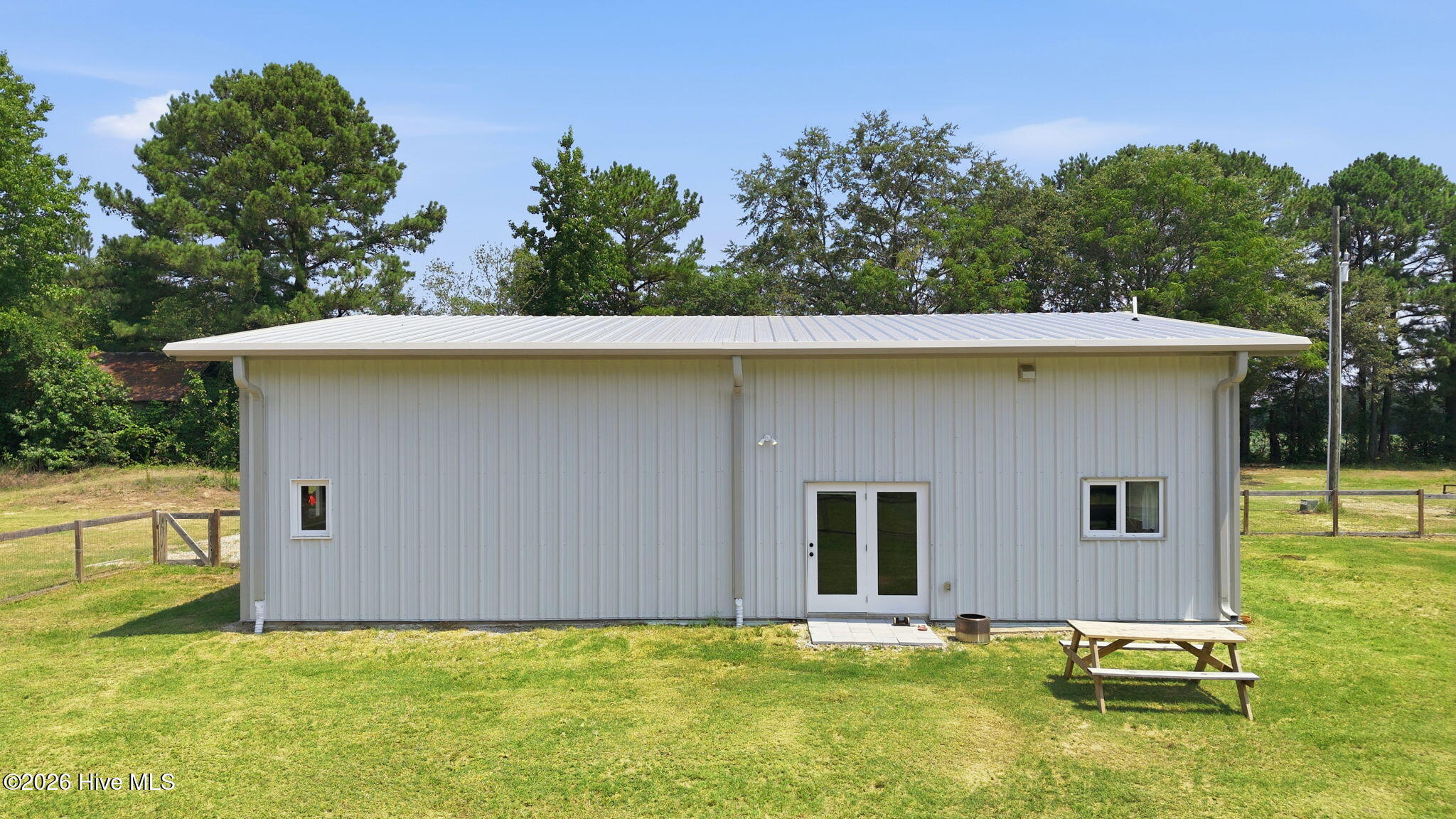 4800 Eatmon Road Property Photo 3