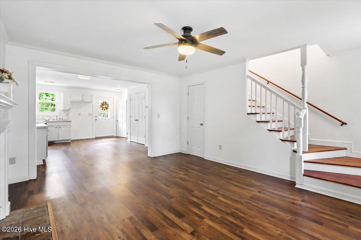5937 Leonard Road Property Photo 4