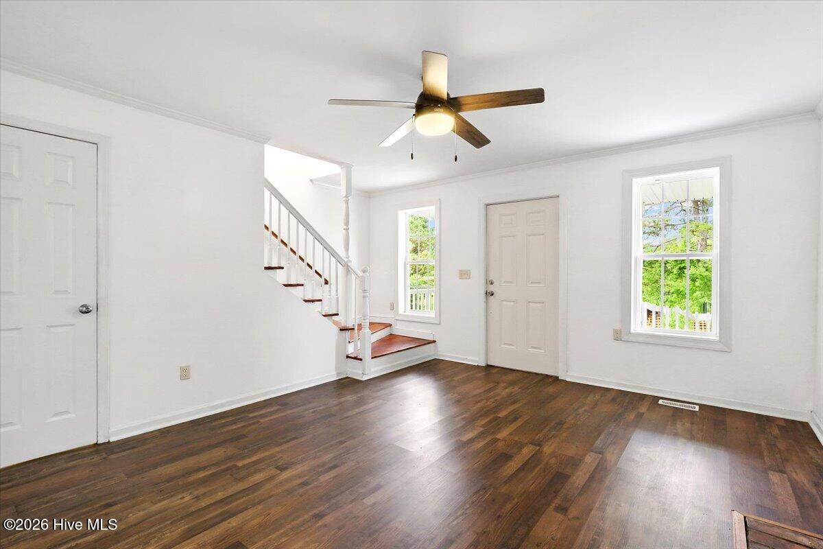 5937 Leonard Road Property Photo 6