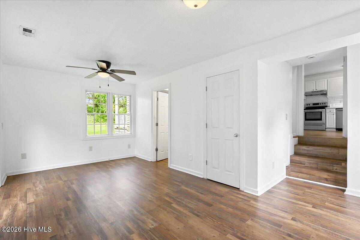 5937 Leonard Road Property Photo 14