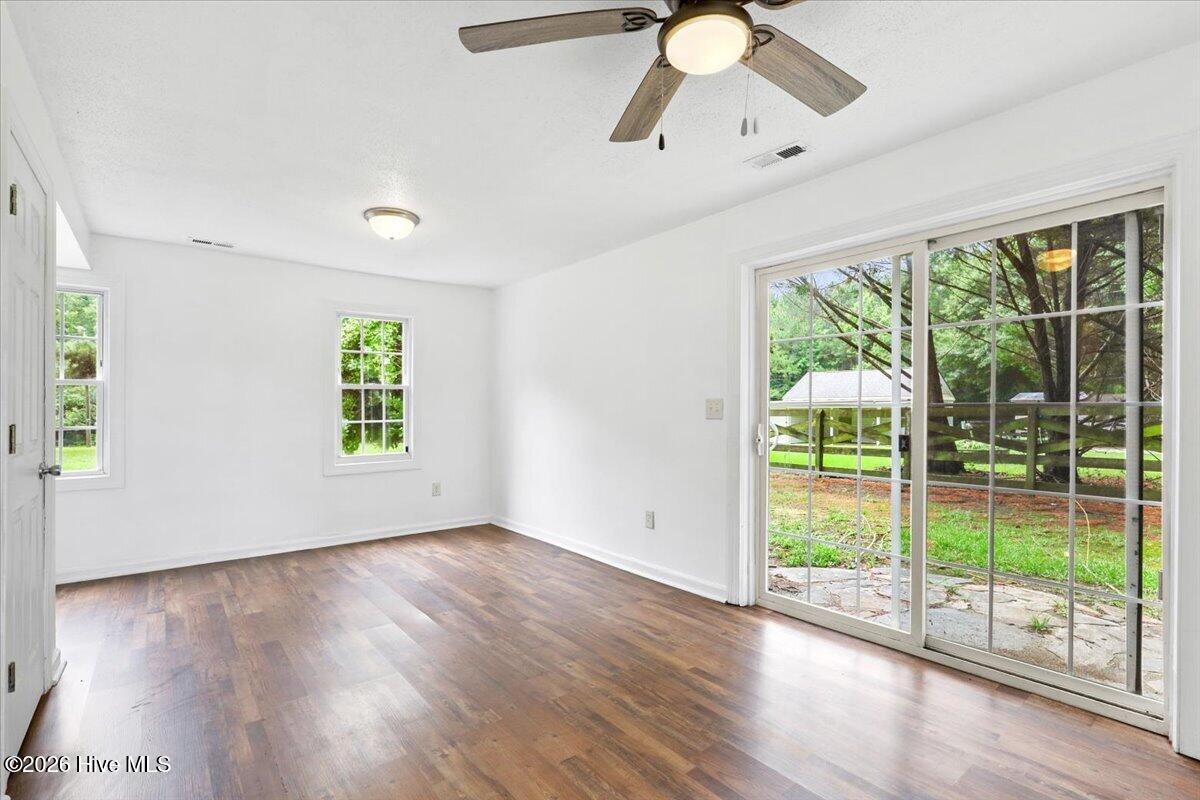 5937 Leonard Road Property Photo 17