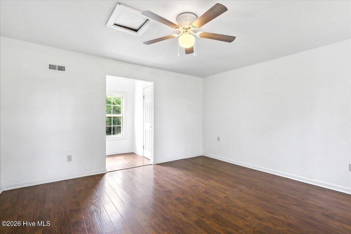 5937 Leonard Road Property Photo 22