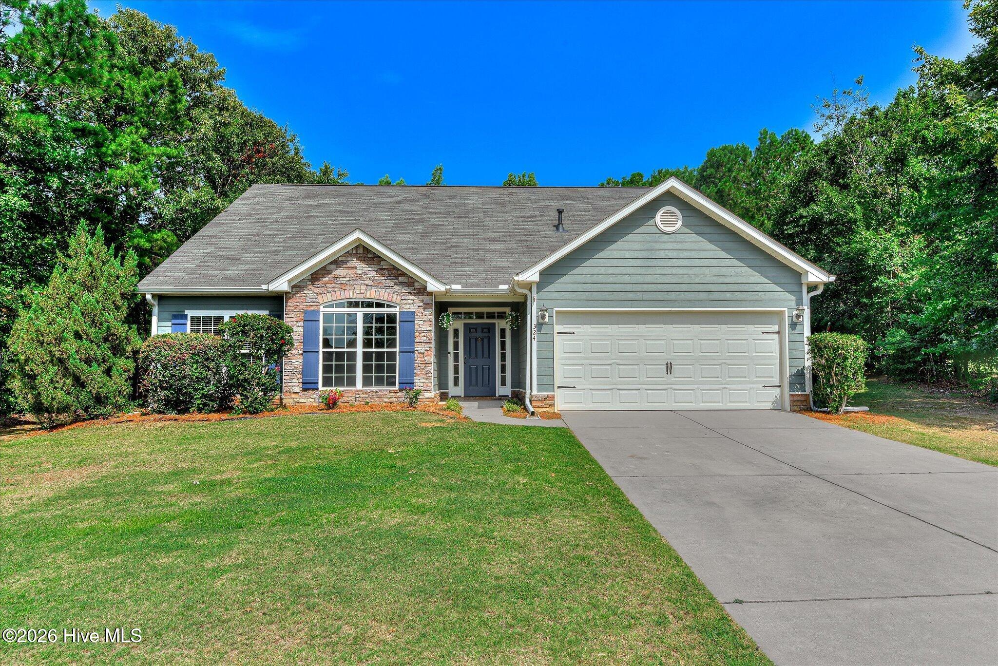 324 Foxchase Circle Property Photo 4