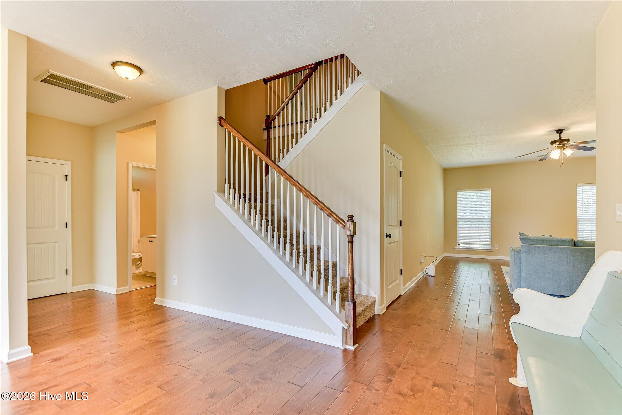 324 Foxchase Circle Property Photo 7