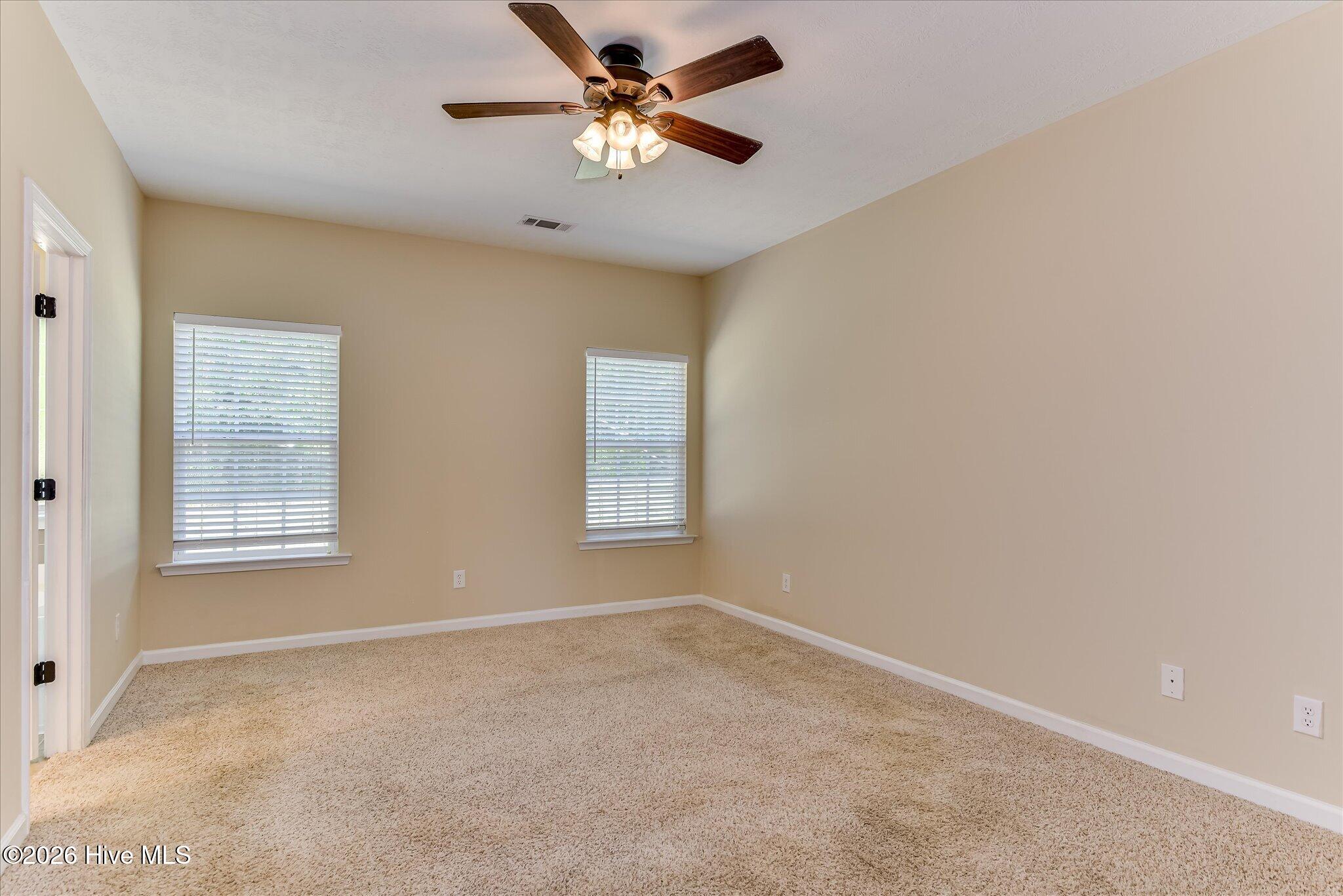 324 Foxchase Circle Property Photo 28