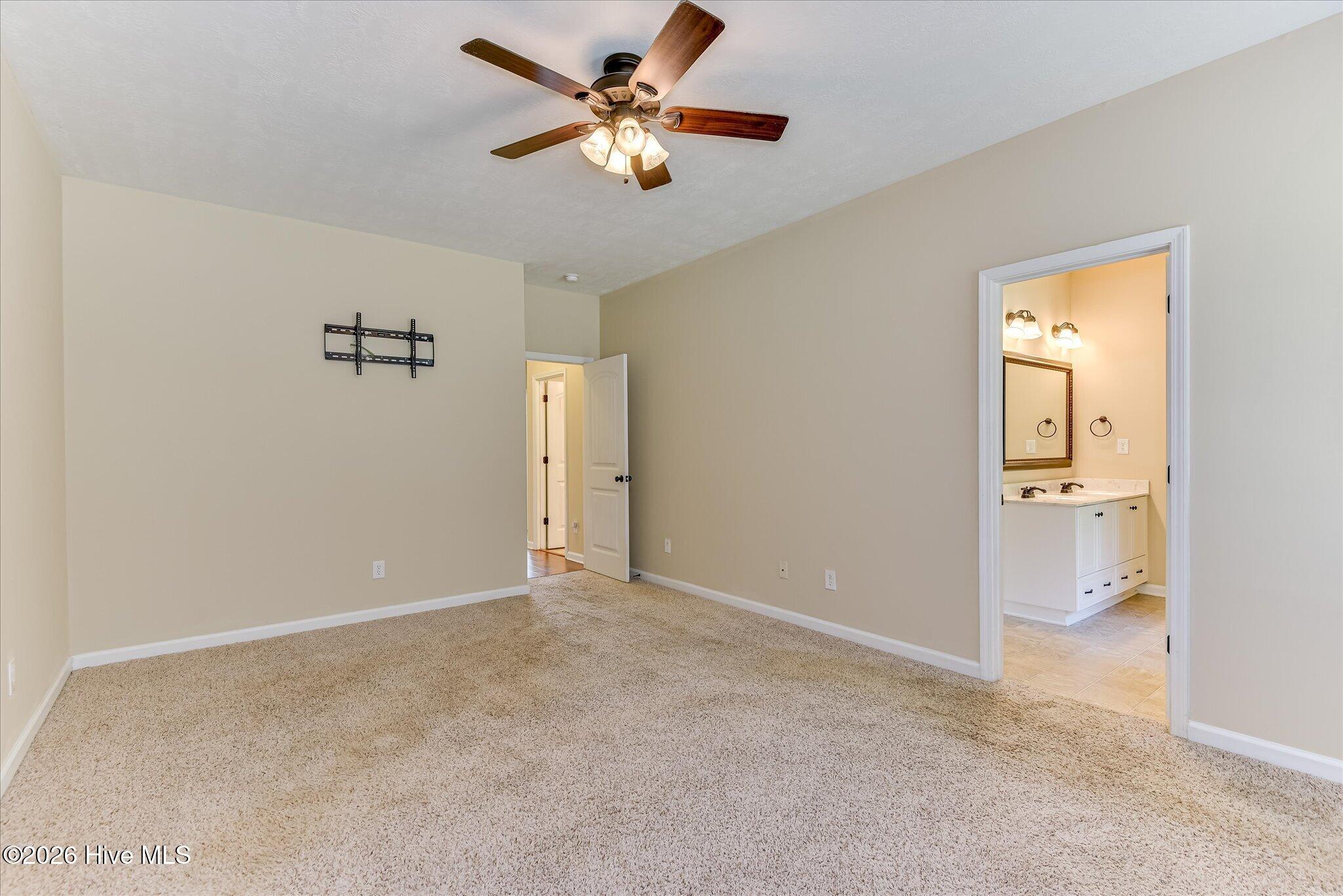 324 Foxchase Circle Property Photo 29