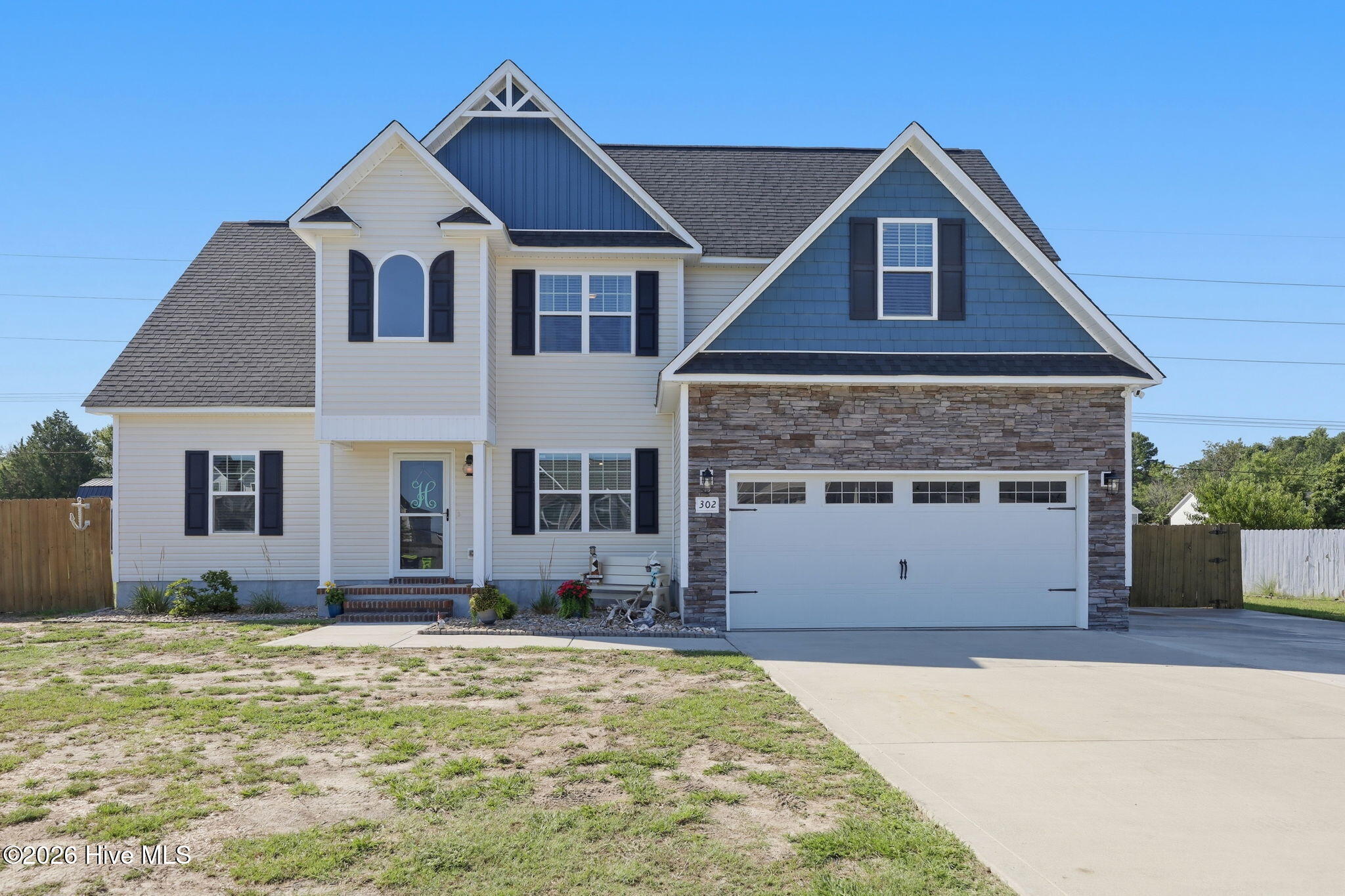 302 White Dove Drive Property Photo 1