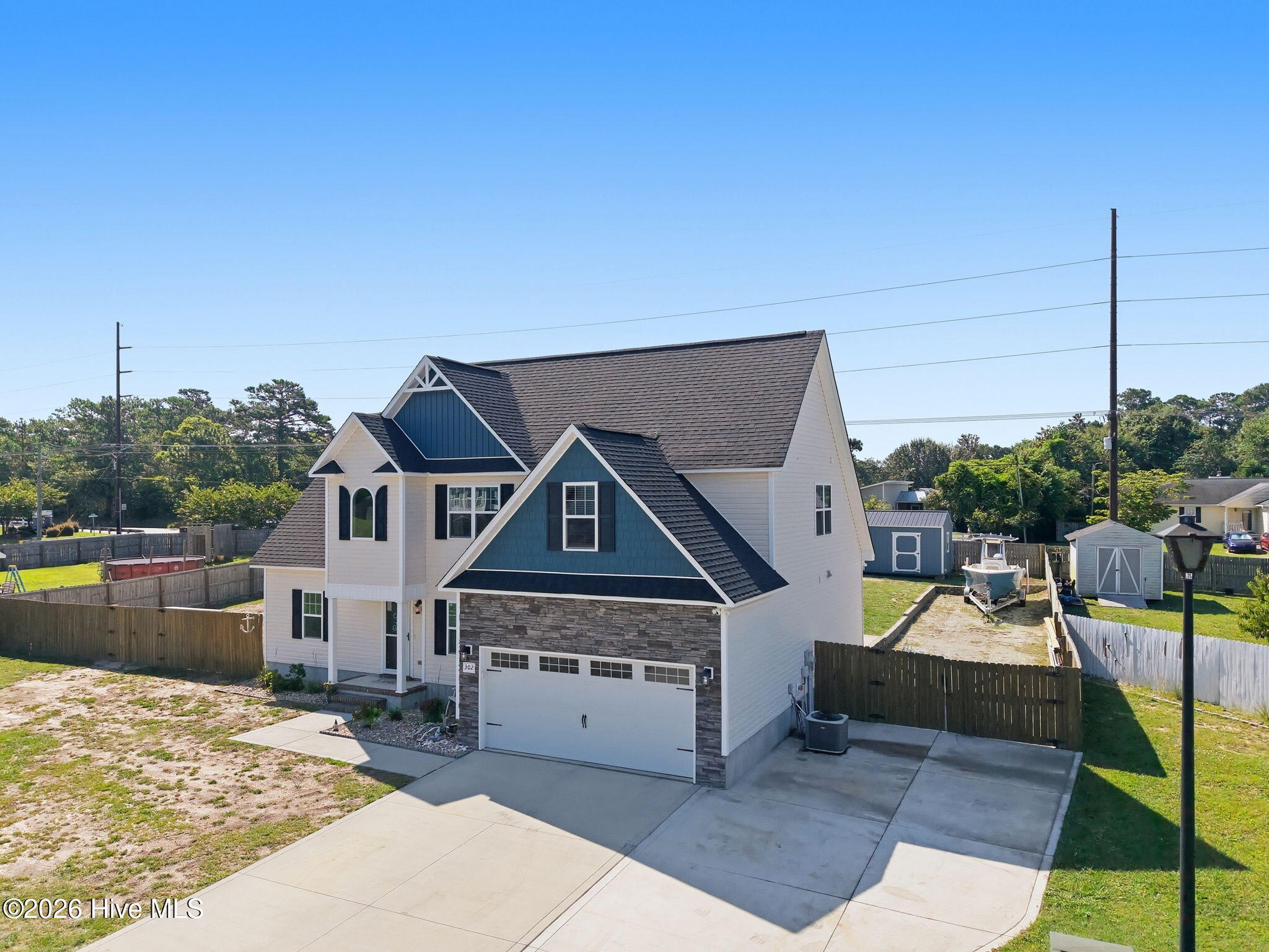 302 White Dove Drive Property Photo 4