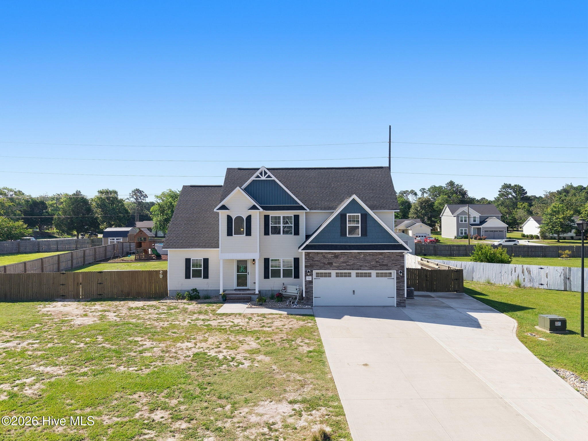 302 White Dove Drive Property Photo 5