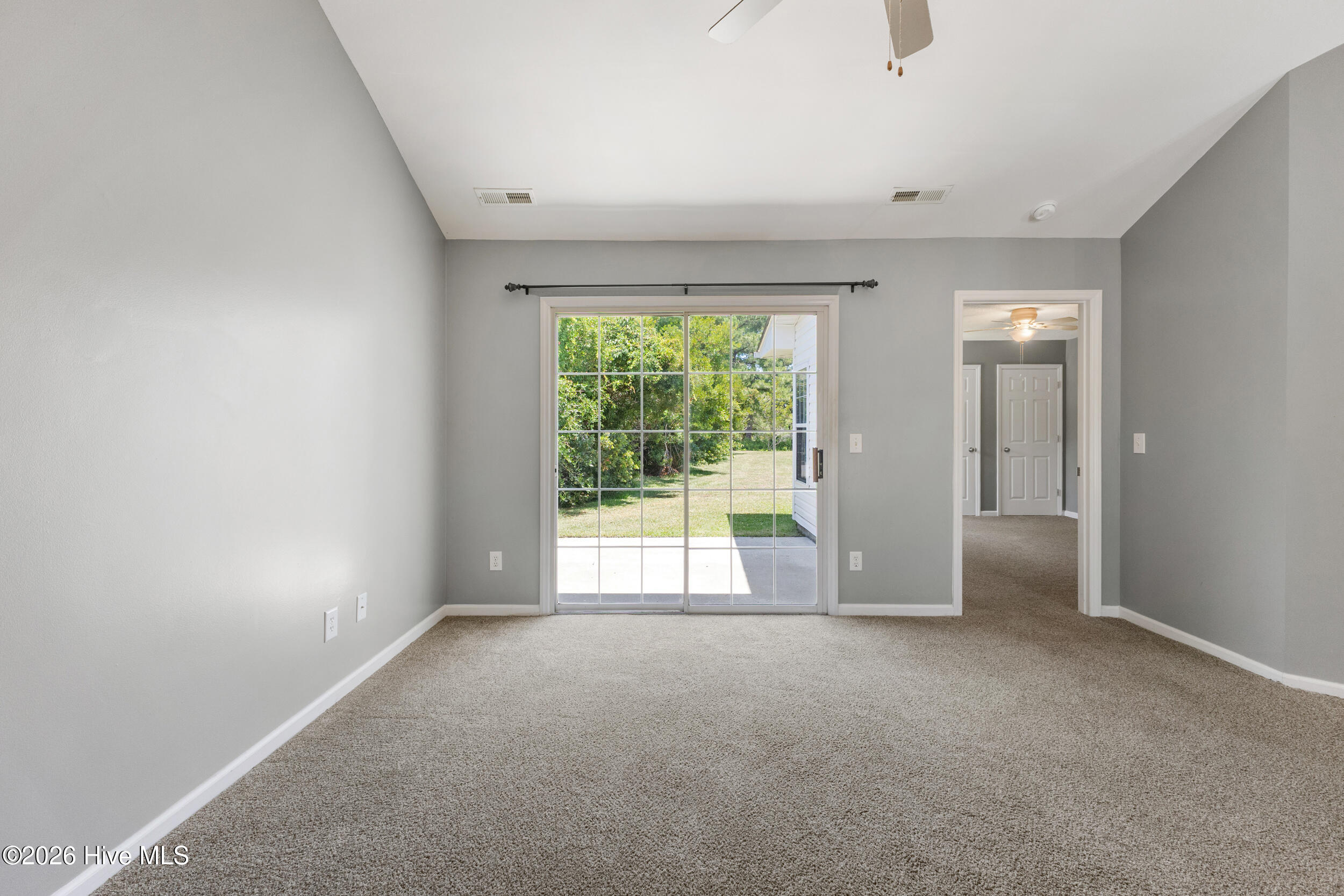 3004 Lauren Place Drive Apt 101 Property Photo 5