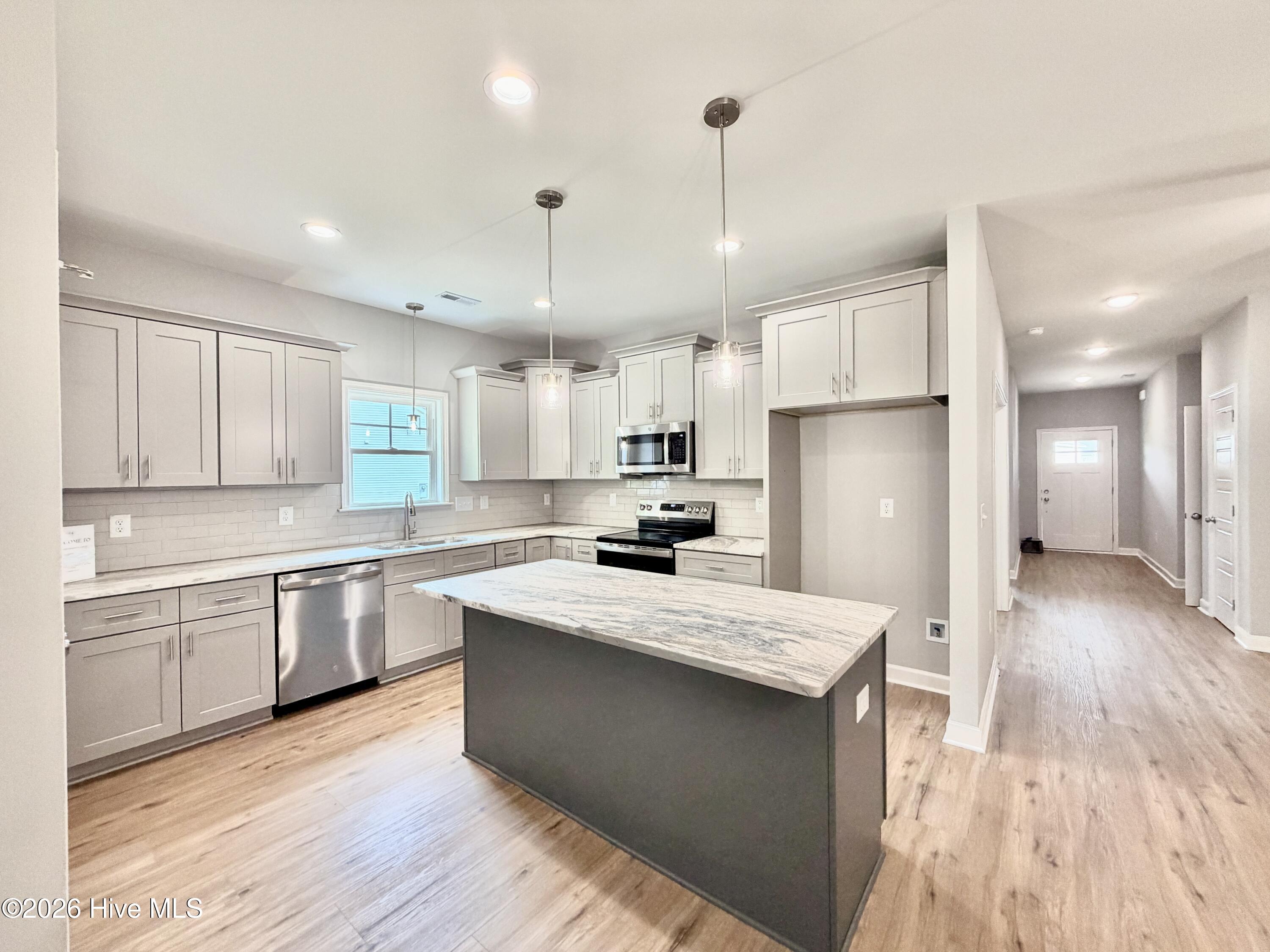 3726 Chatsworth Drive Property Photo 10