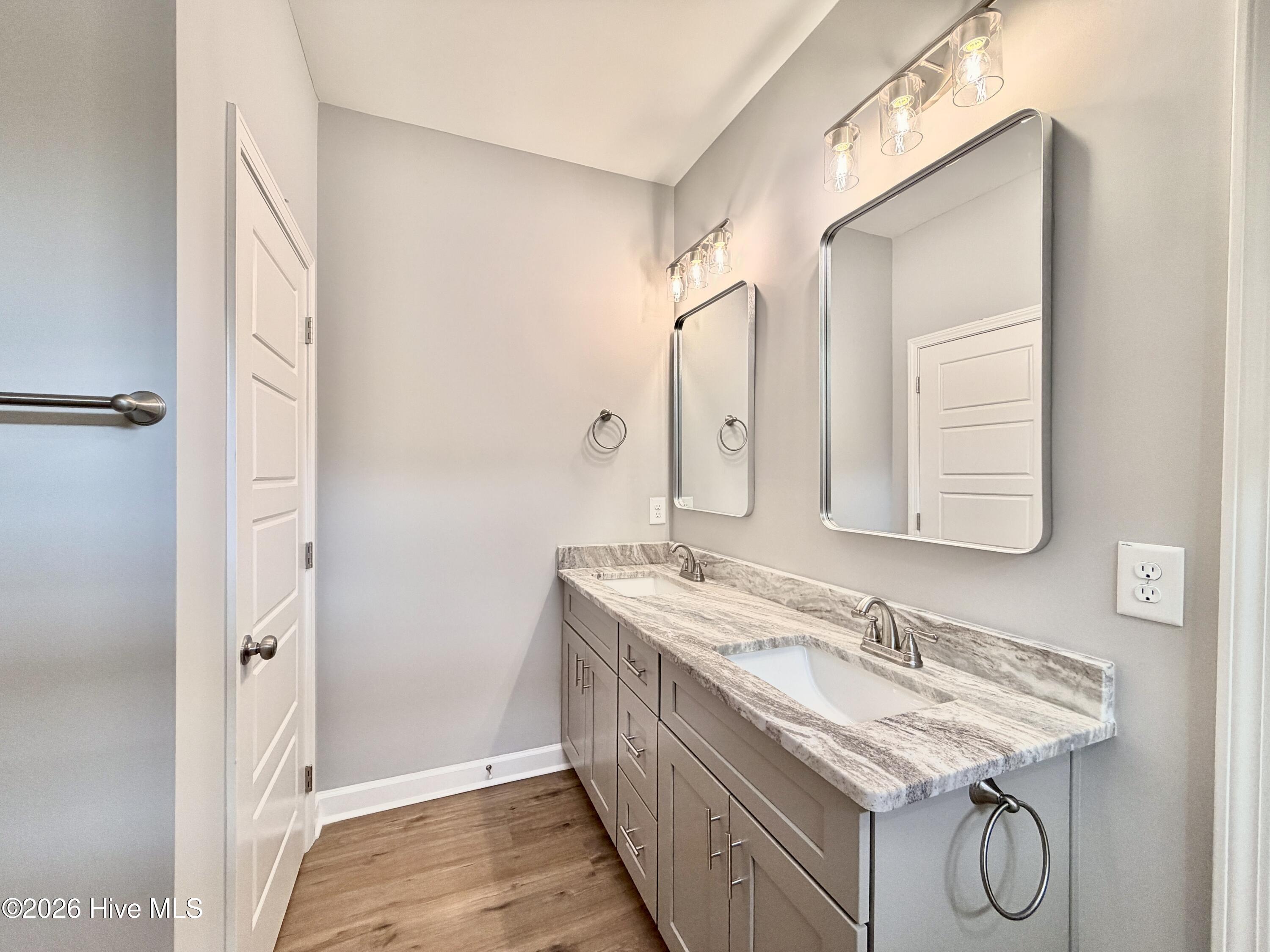 3726 Chatsworth Drive Property Photo 19