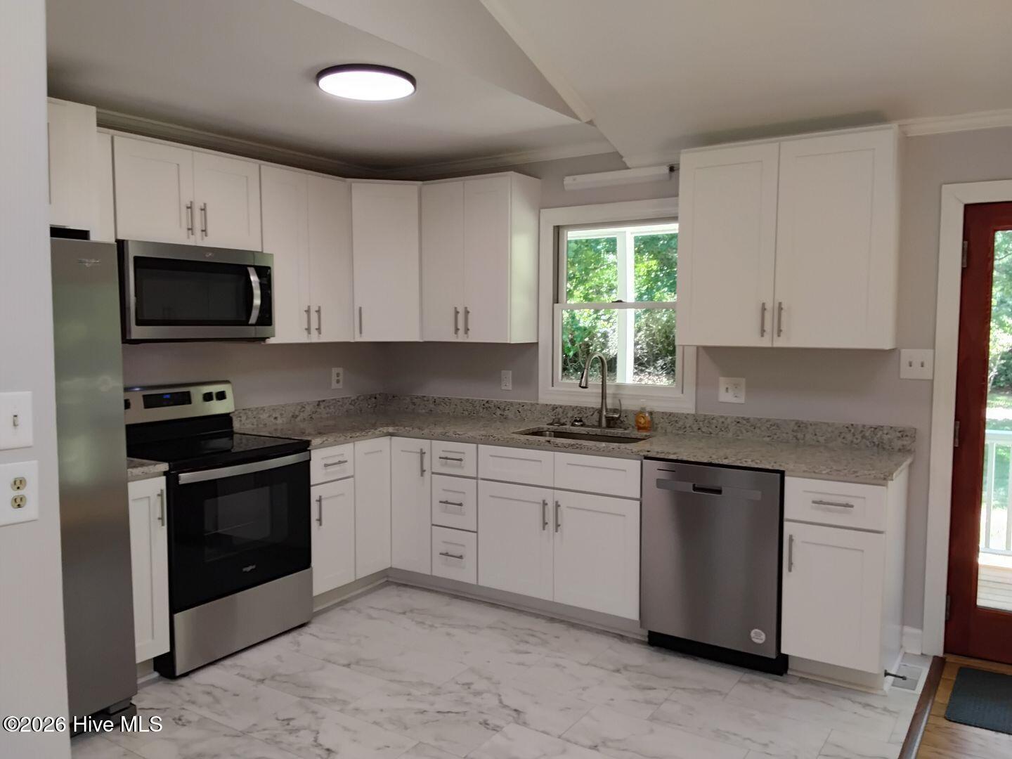 4331 Carolina 24 Property Photo 4