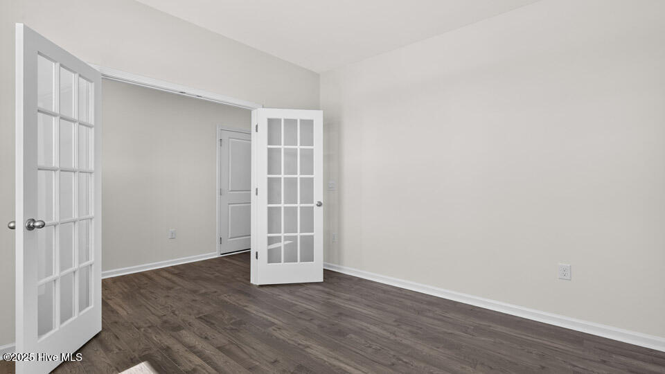 305 Maddox Drive Property Photo 3