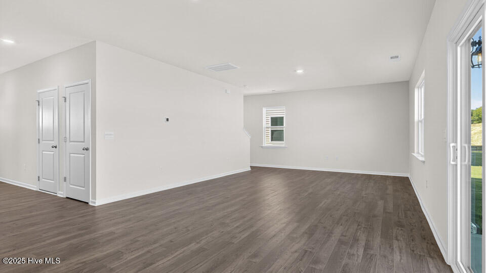 305 Maddox Drive Property Photo 13