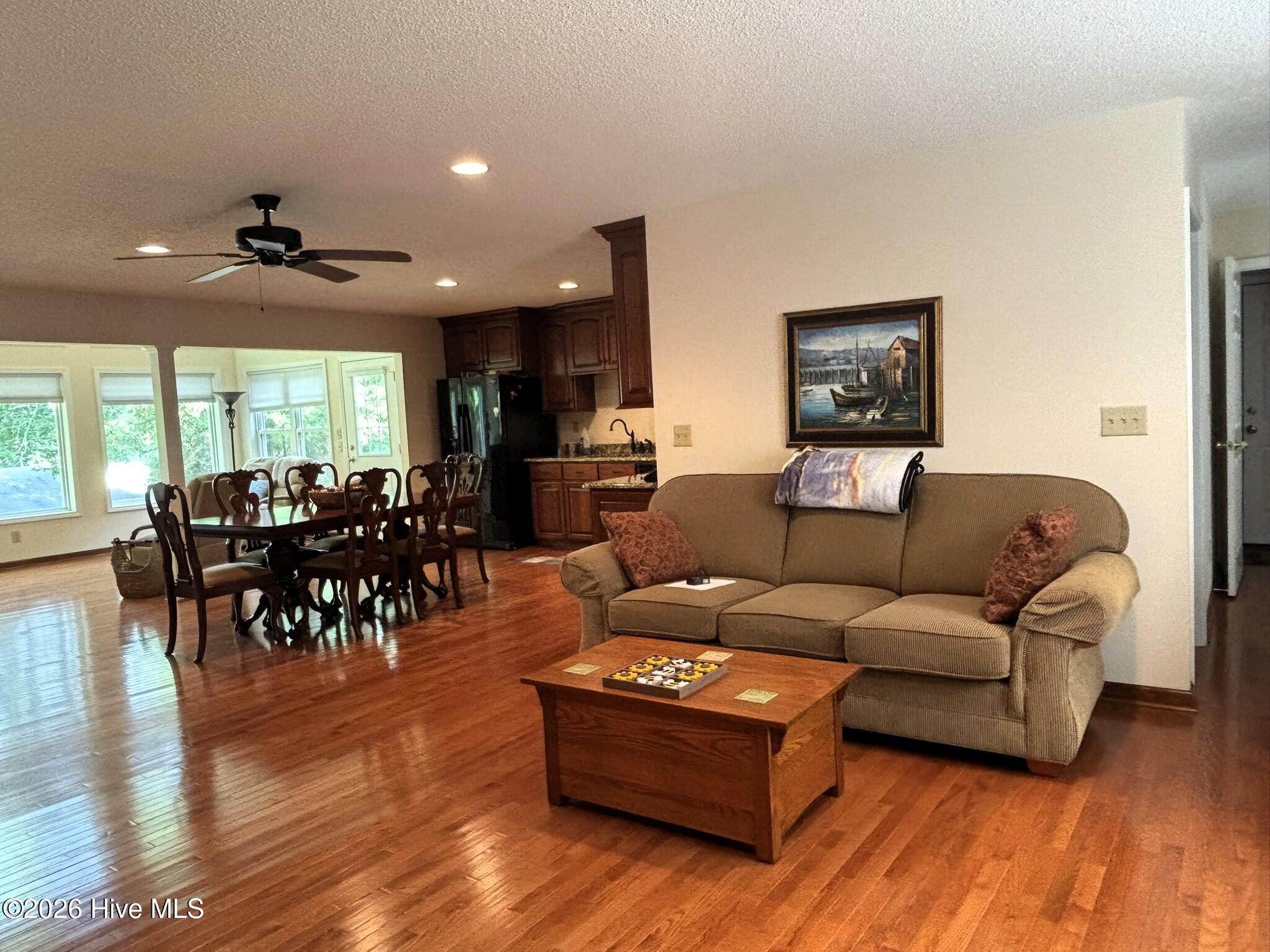 130 Canoe Court Property Photo 9