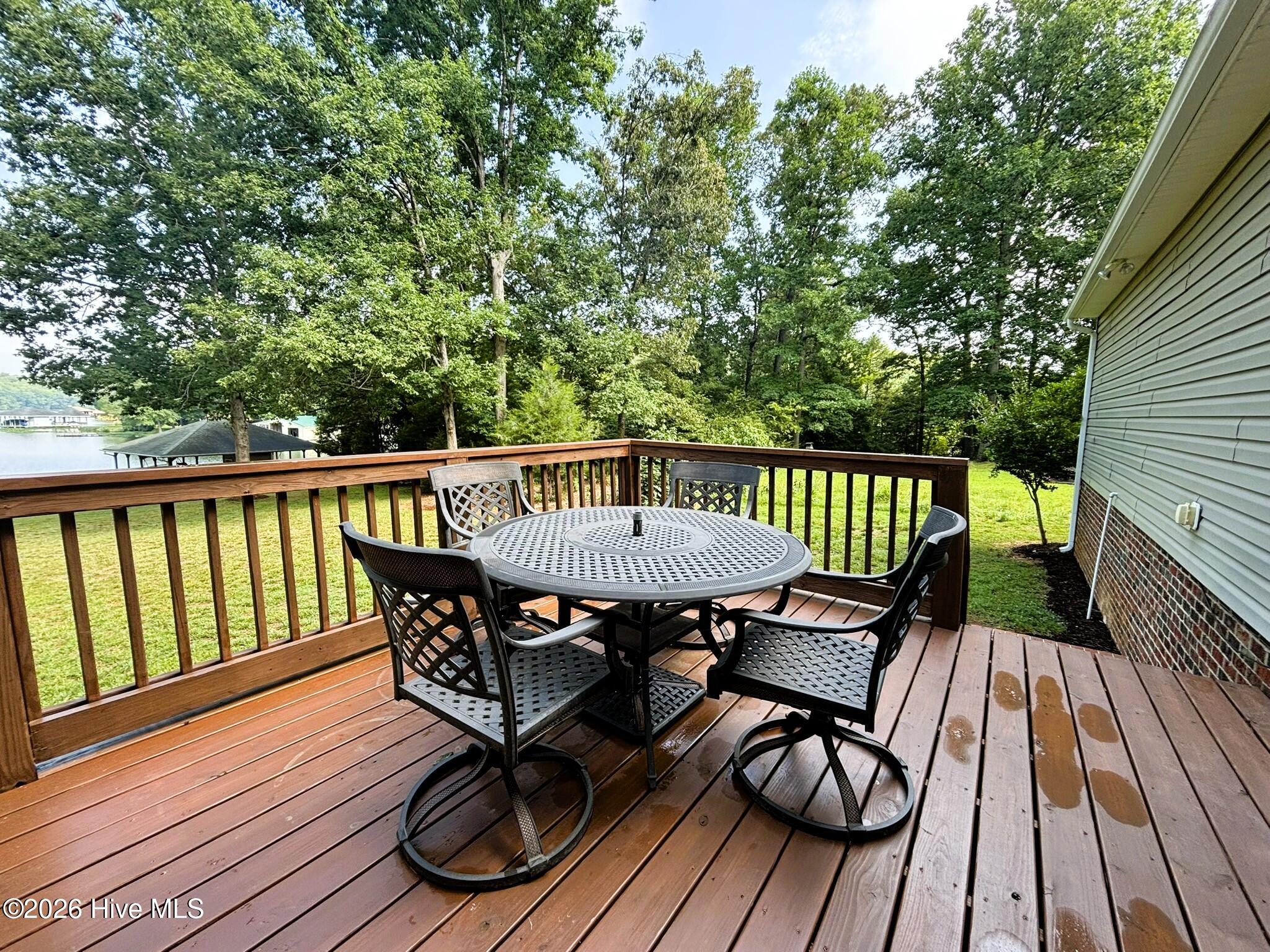 130 Canoe Court Property Photo 27