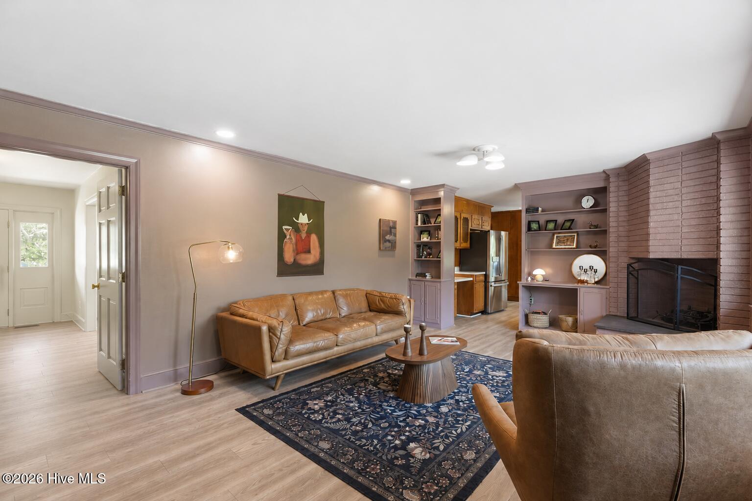 704 E Forest Hill Drive Property Photo 18