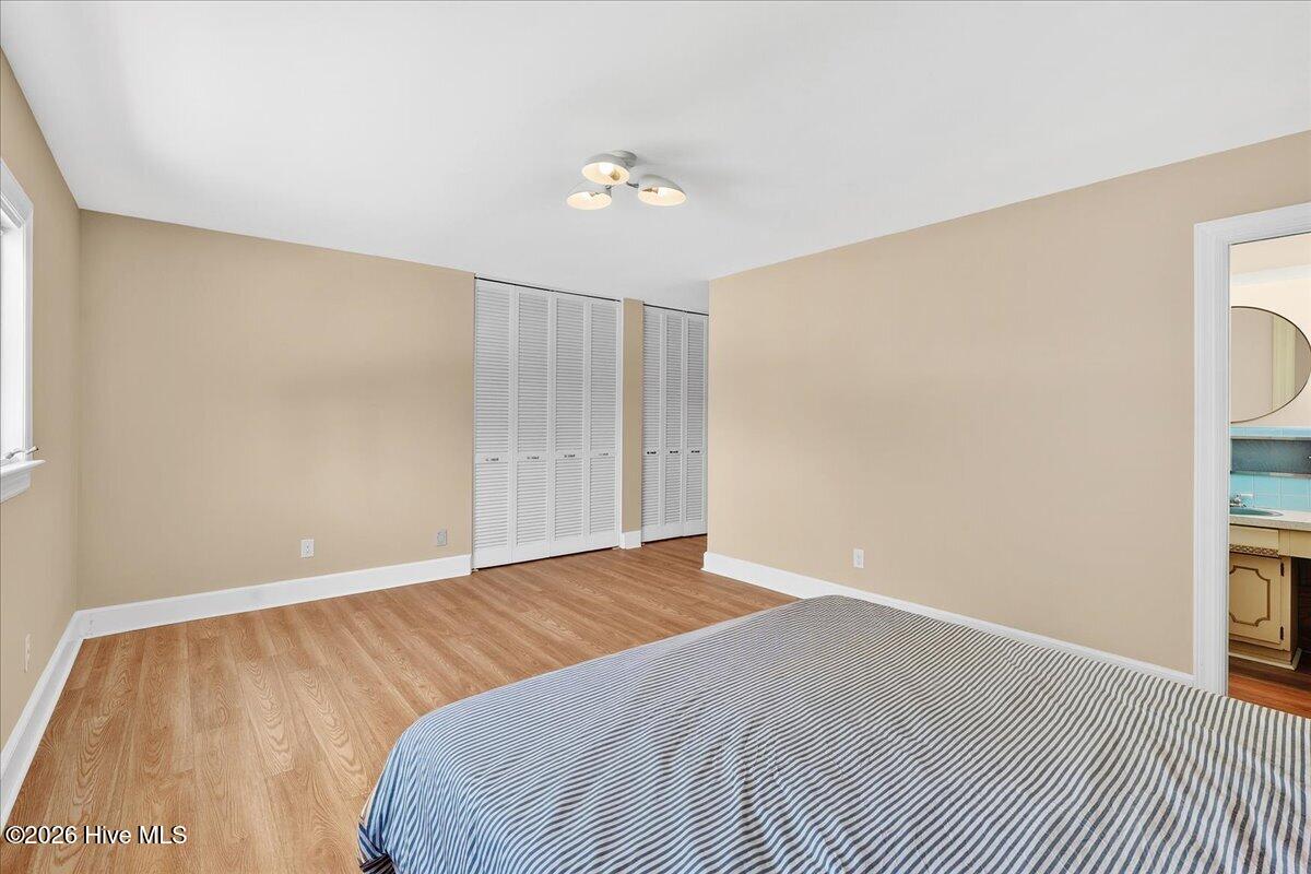 704 E Forest Hill Drive Property Photo 25