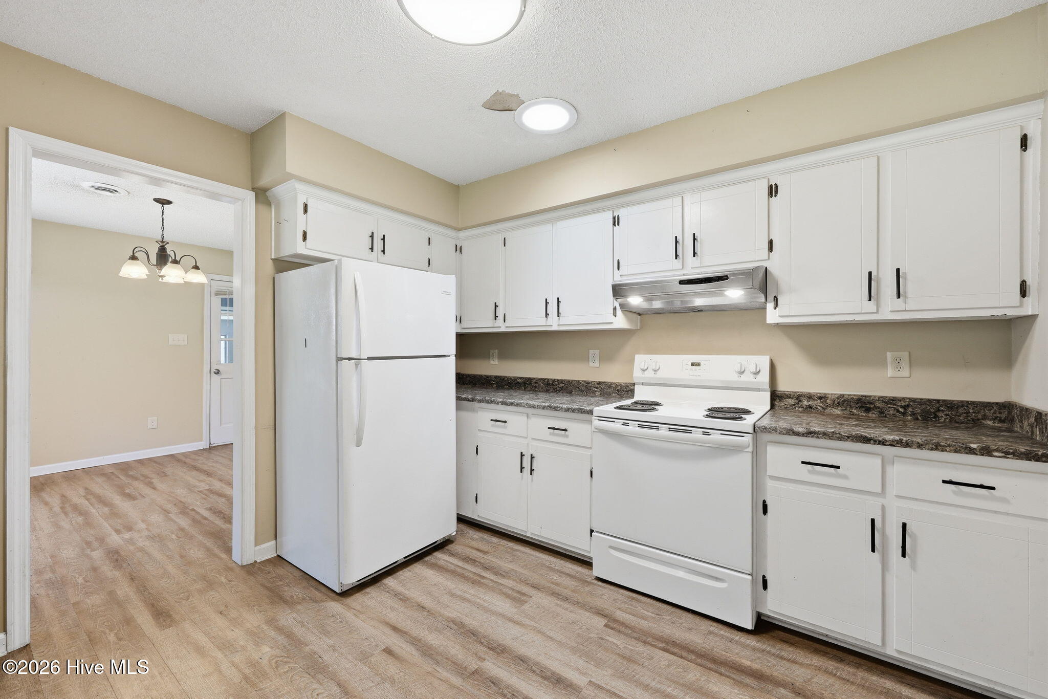 807 Clipper Court Property Photo 12
