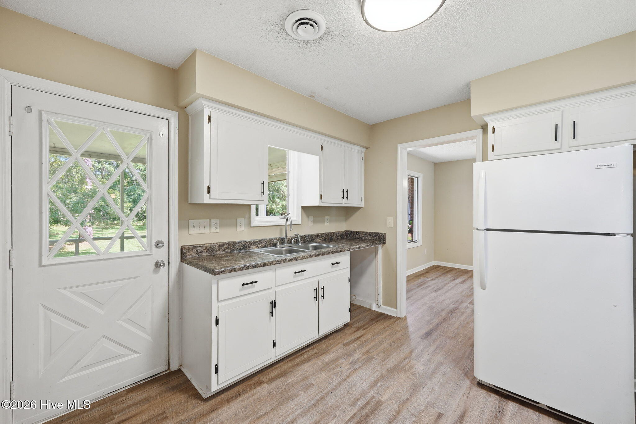 807 Clipper Court Property Photo 13
