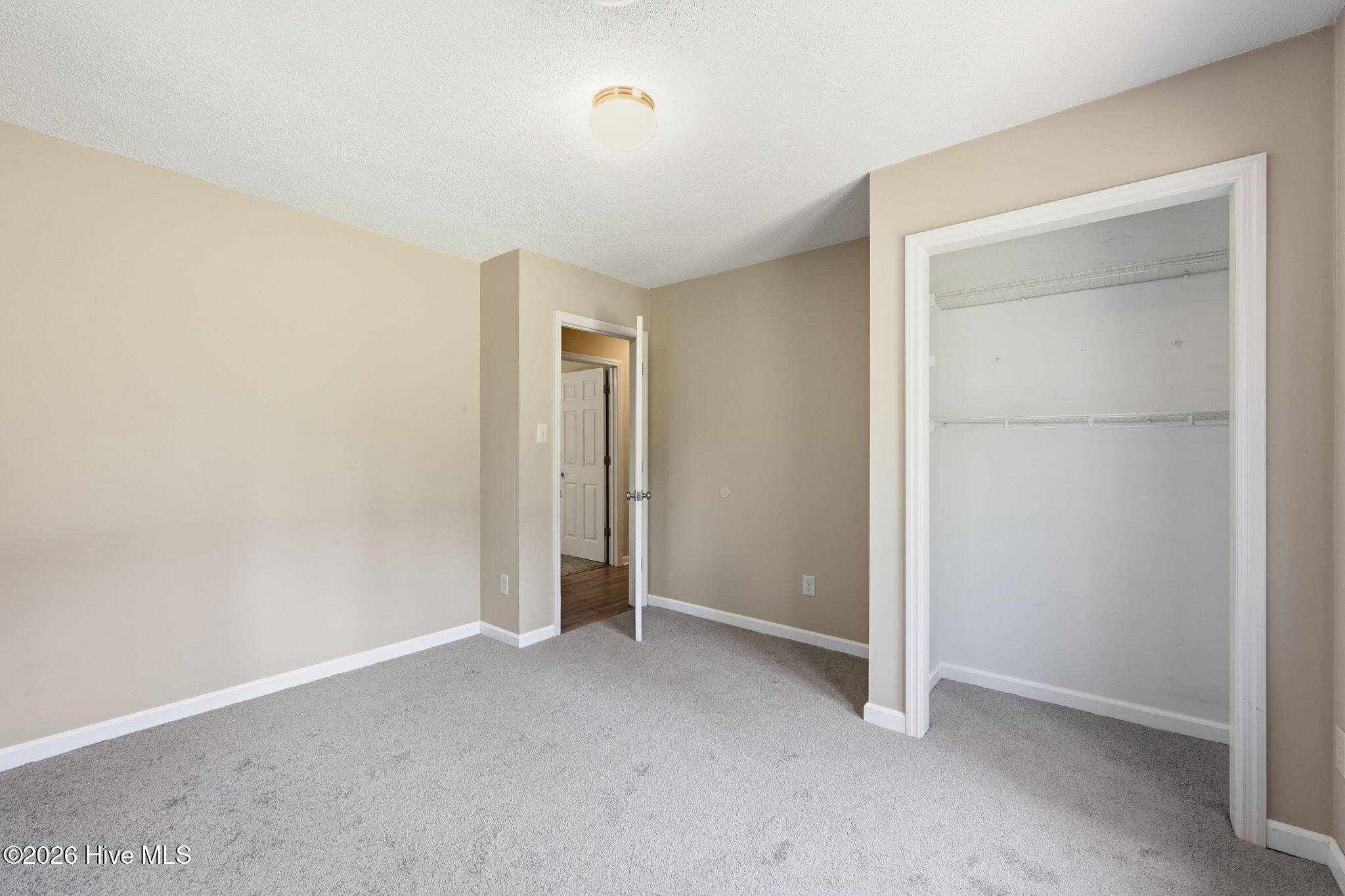 807 Clipper Court Property Photo 22
