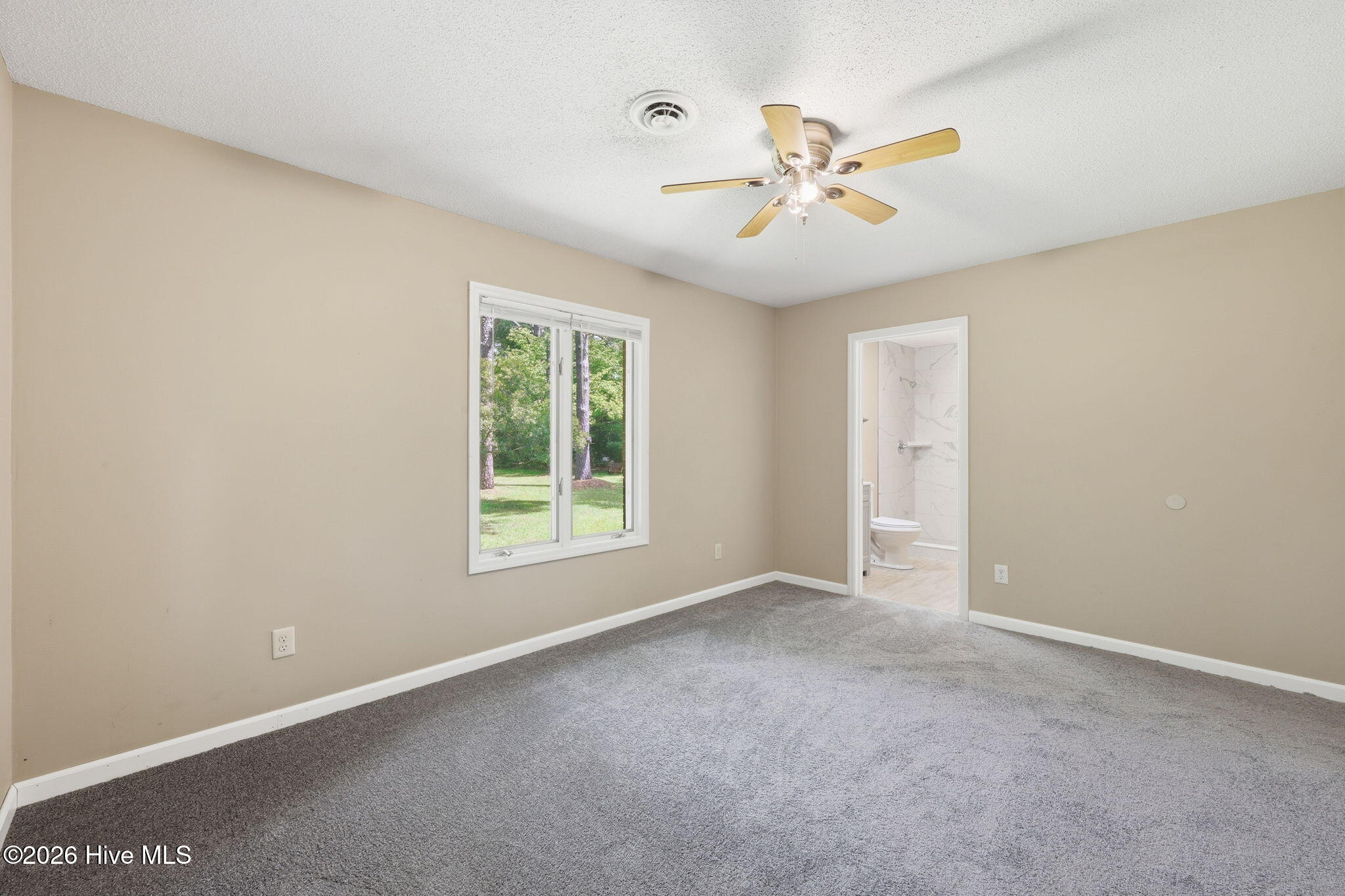 807 Clipper Court Property Photo 26