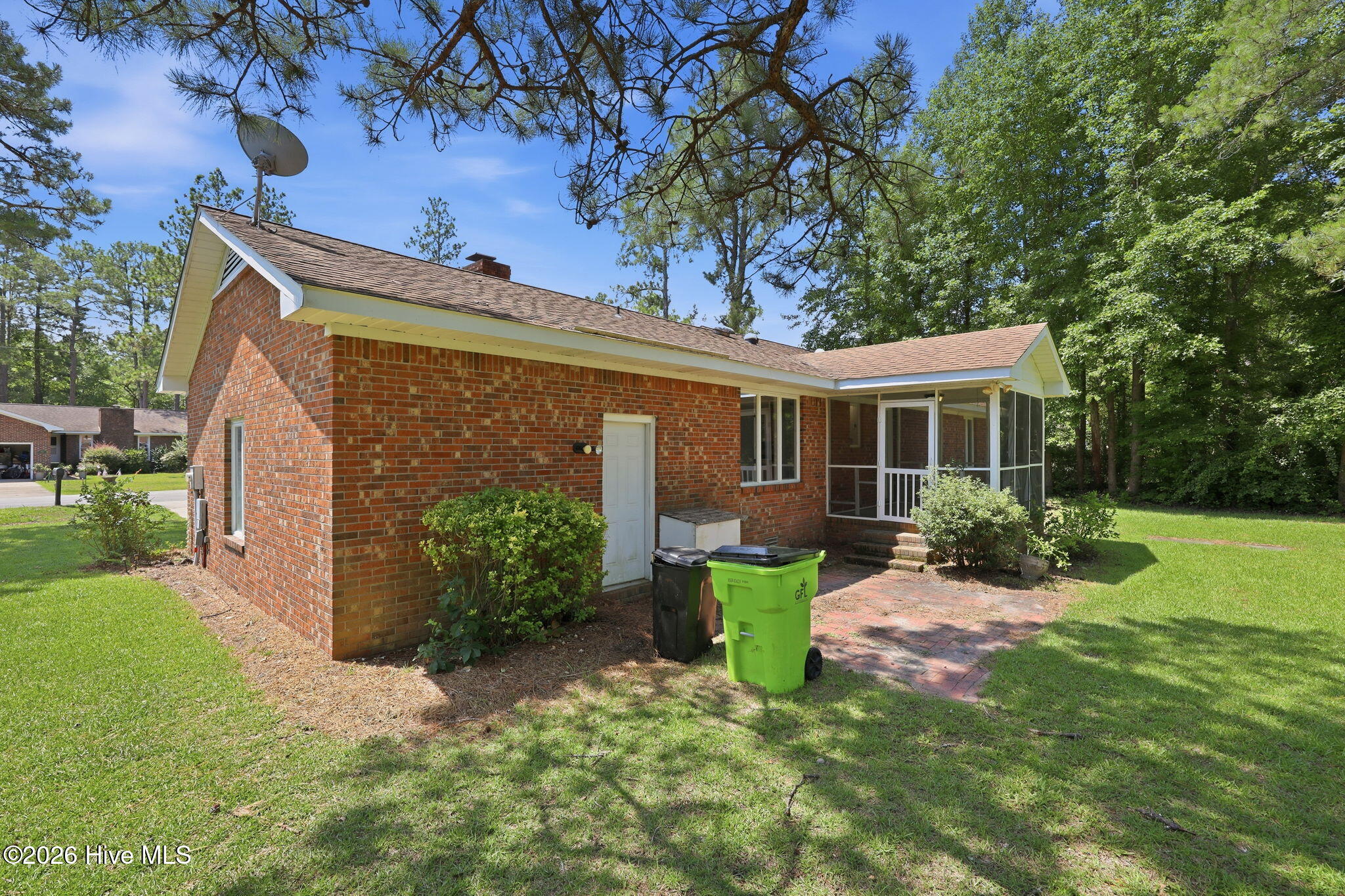 807 Clipper Court Property Photo 33