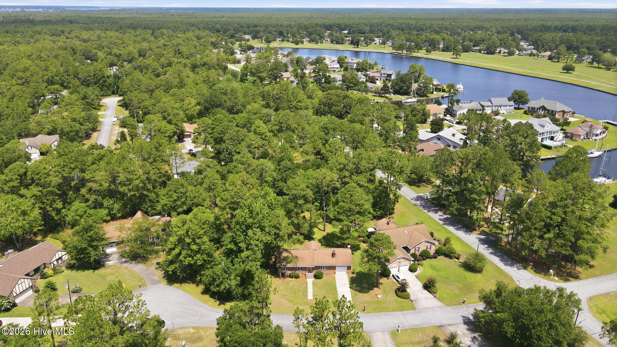 807 Clipper Court Property Photo 44