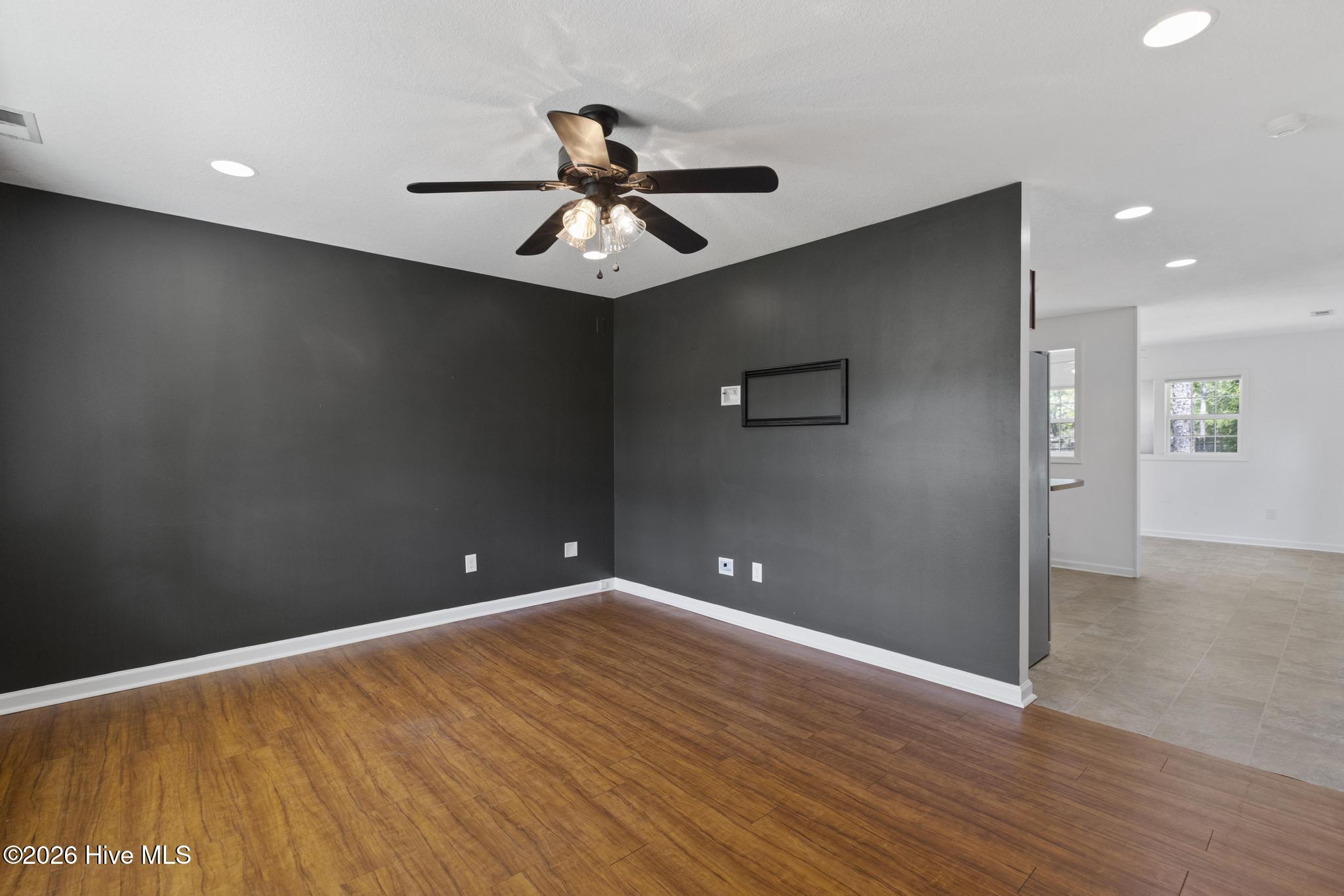 117 Brian's Woods Road Property Photo 3