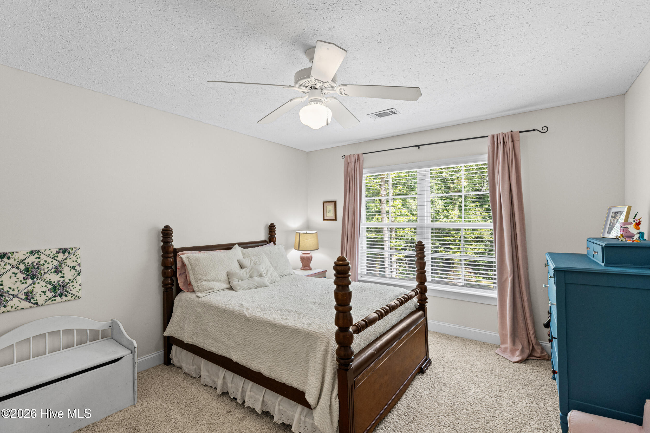 120 Woodstone Way Property Photo 23